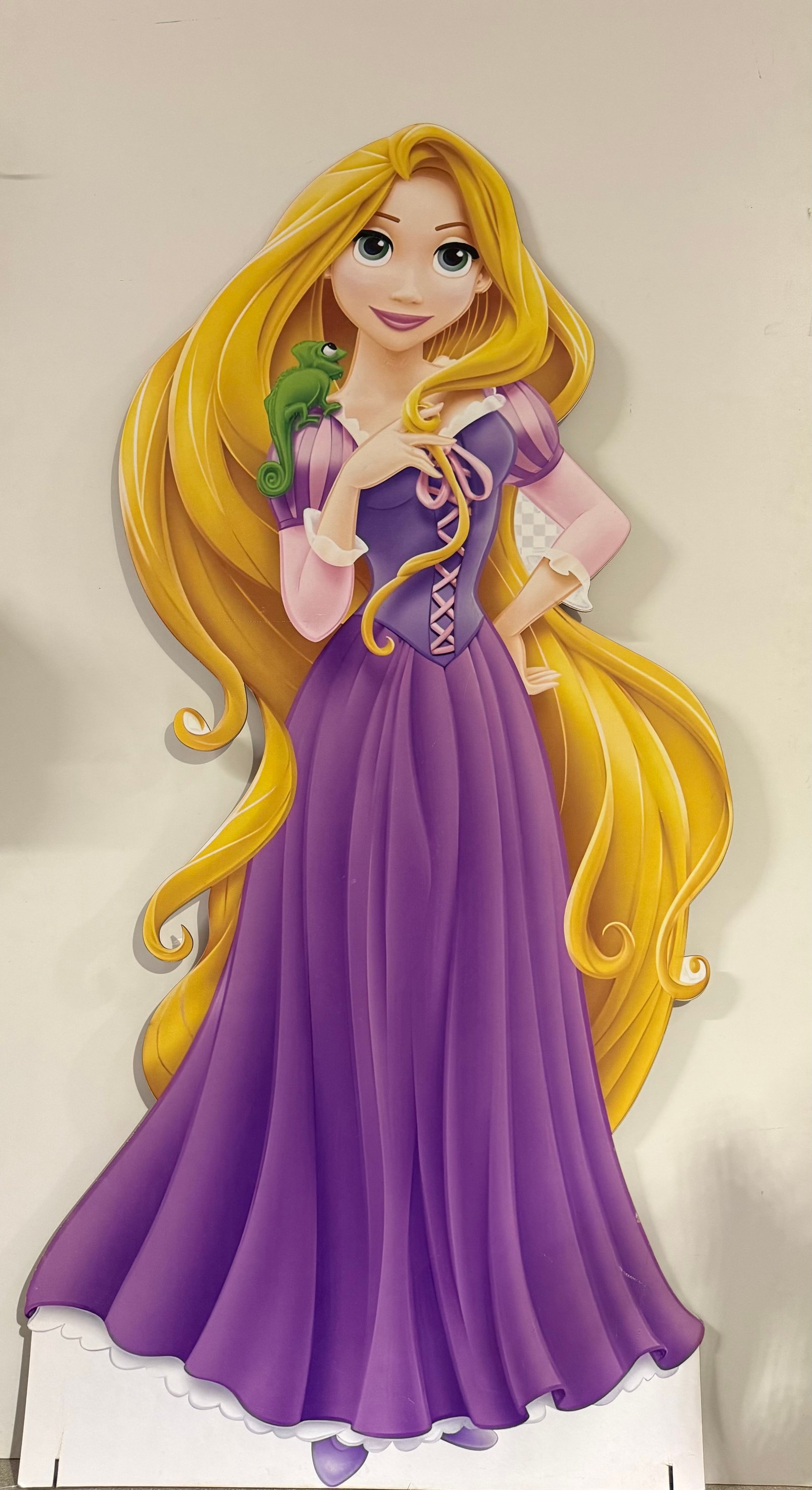 Rapunzel Con Camaleón Mdf 1.20 Mtr