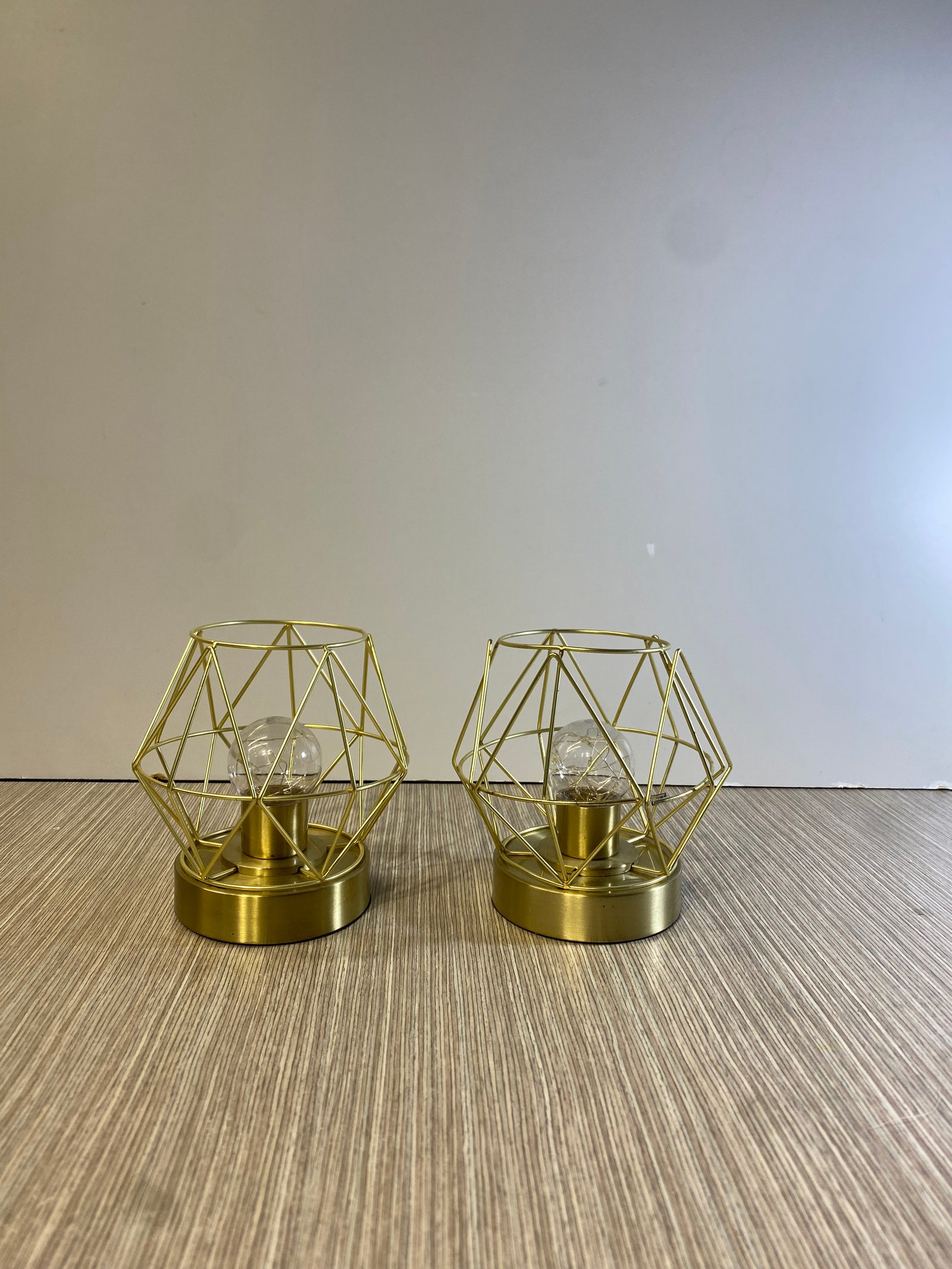 Farol Tipo Lampara Dorado Herraje