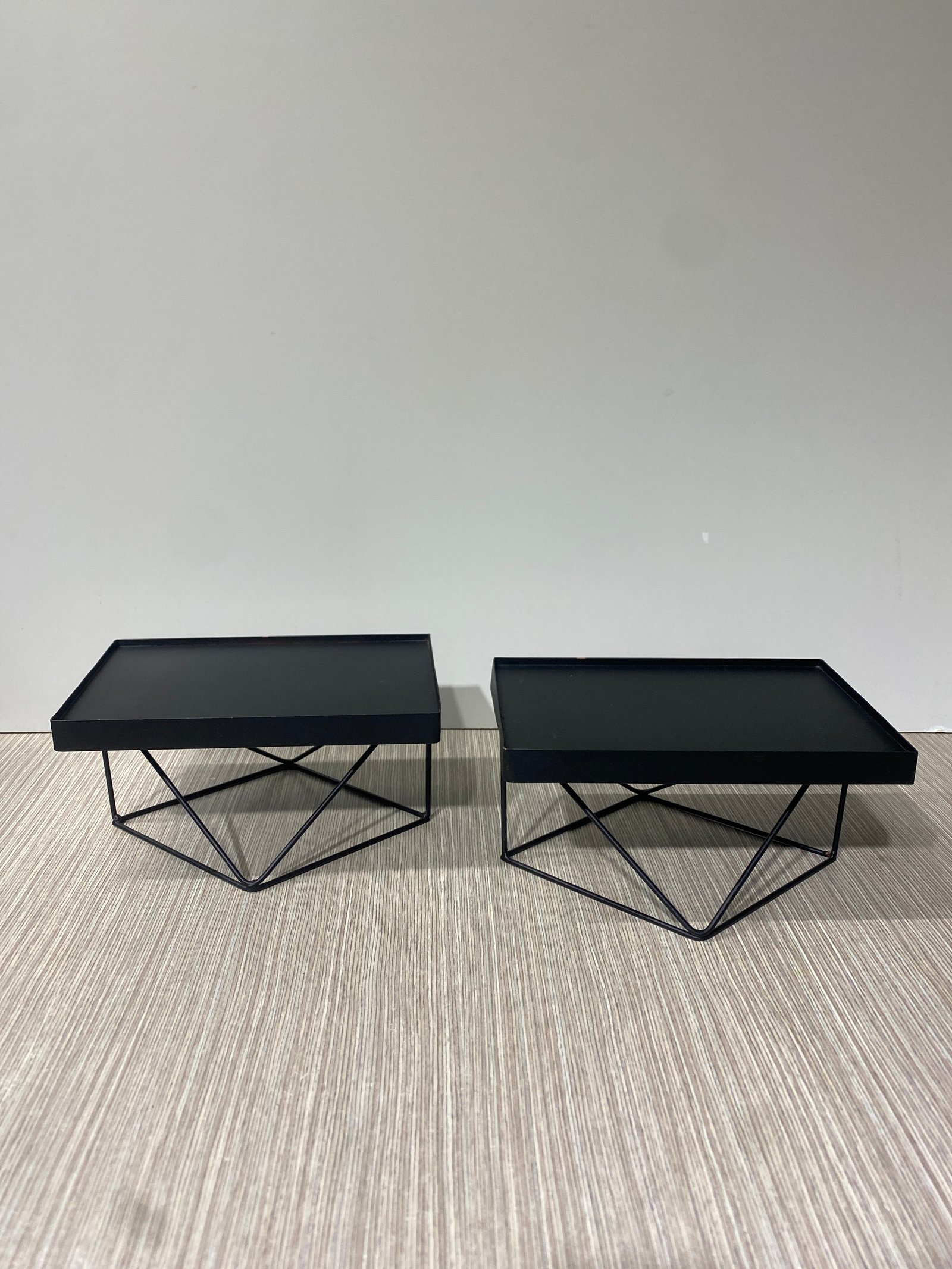 Tortera Rectangular Negra Metálica