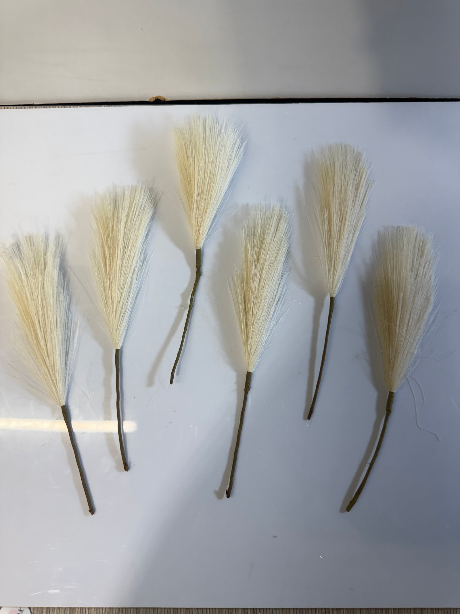 Ramito Pluma Boho Crema