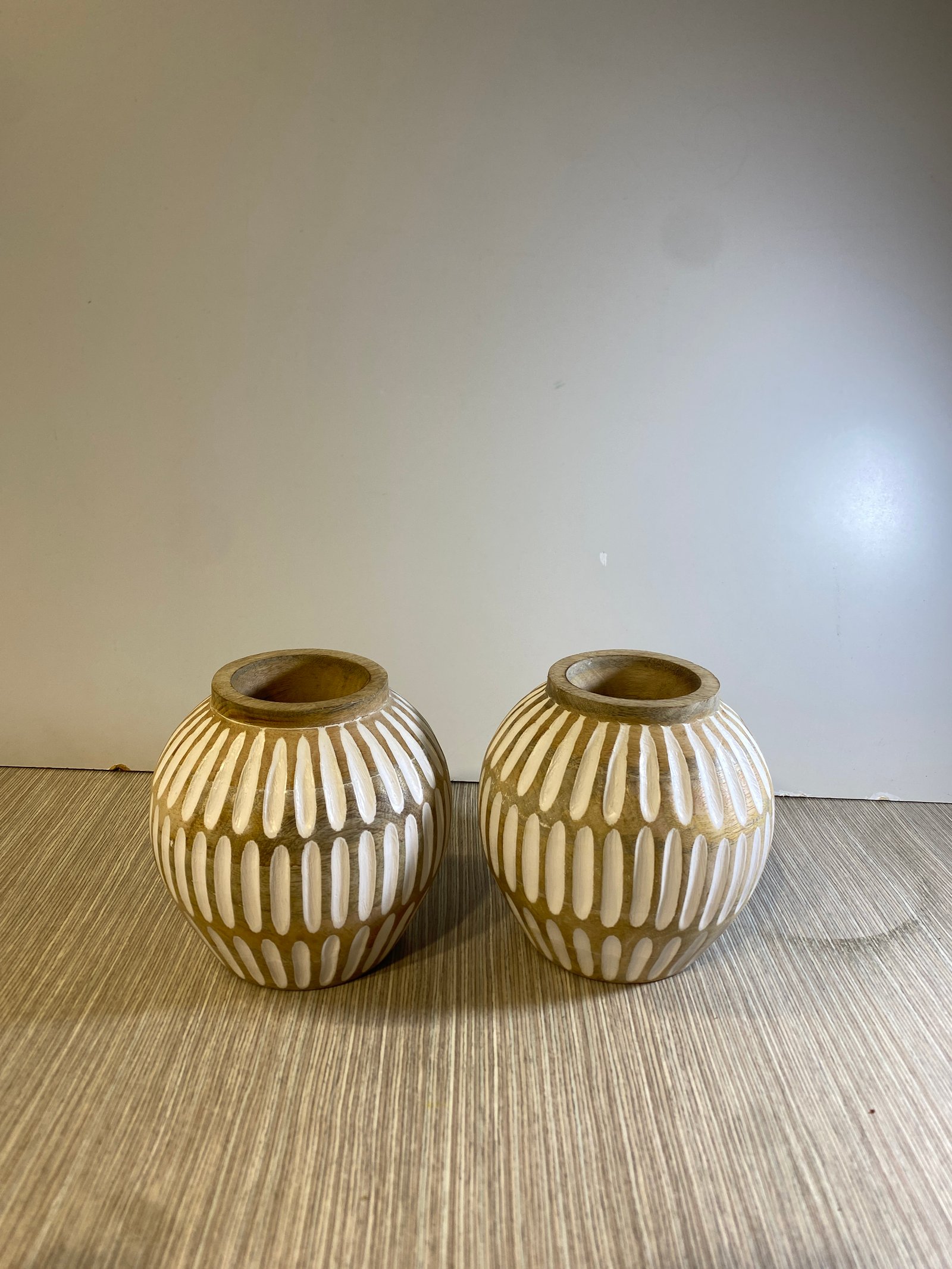 Jarron Madera Redondo Rayas Blancas