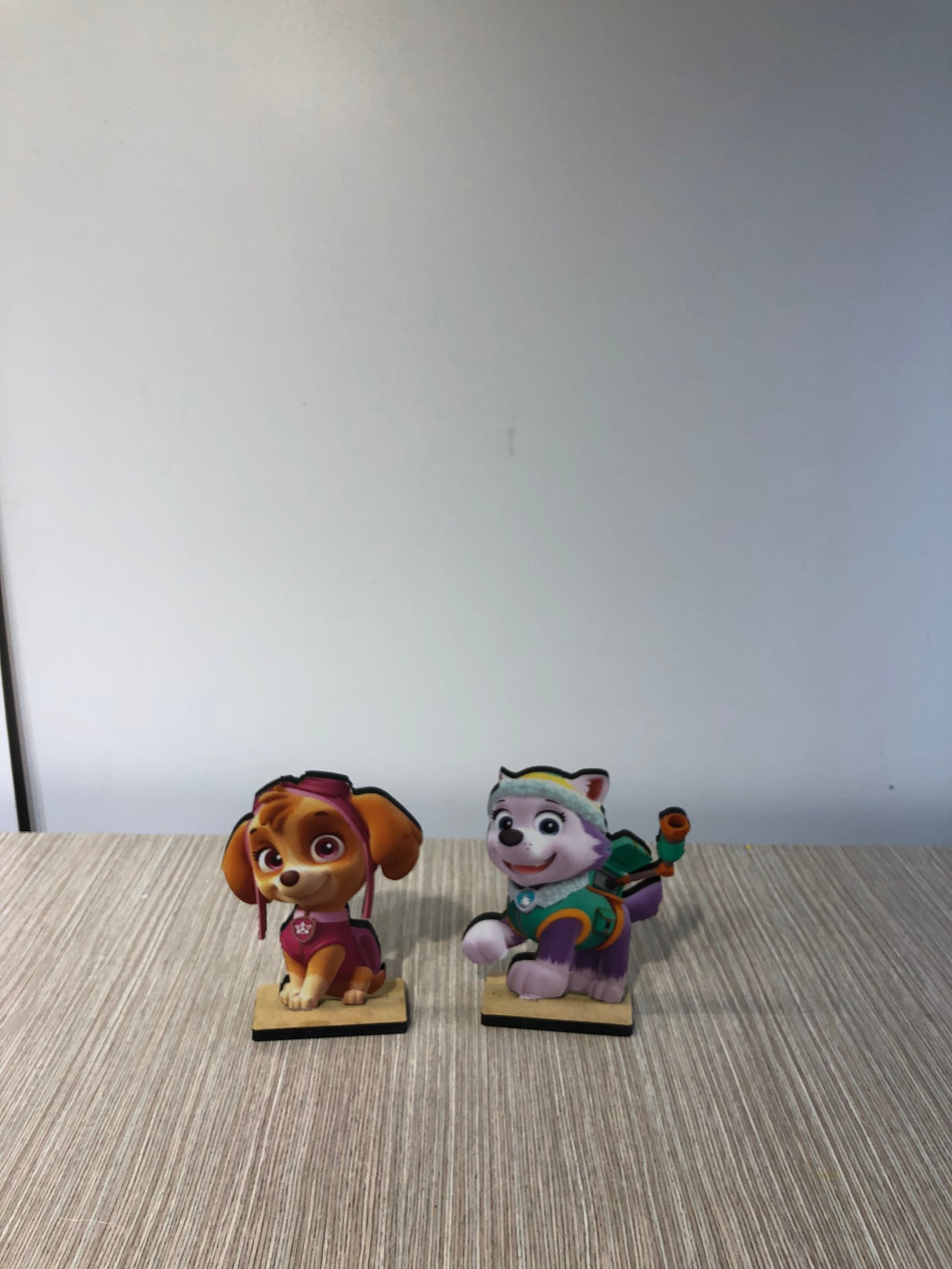 Skye Pequeña Mdf Para Mesa
