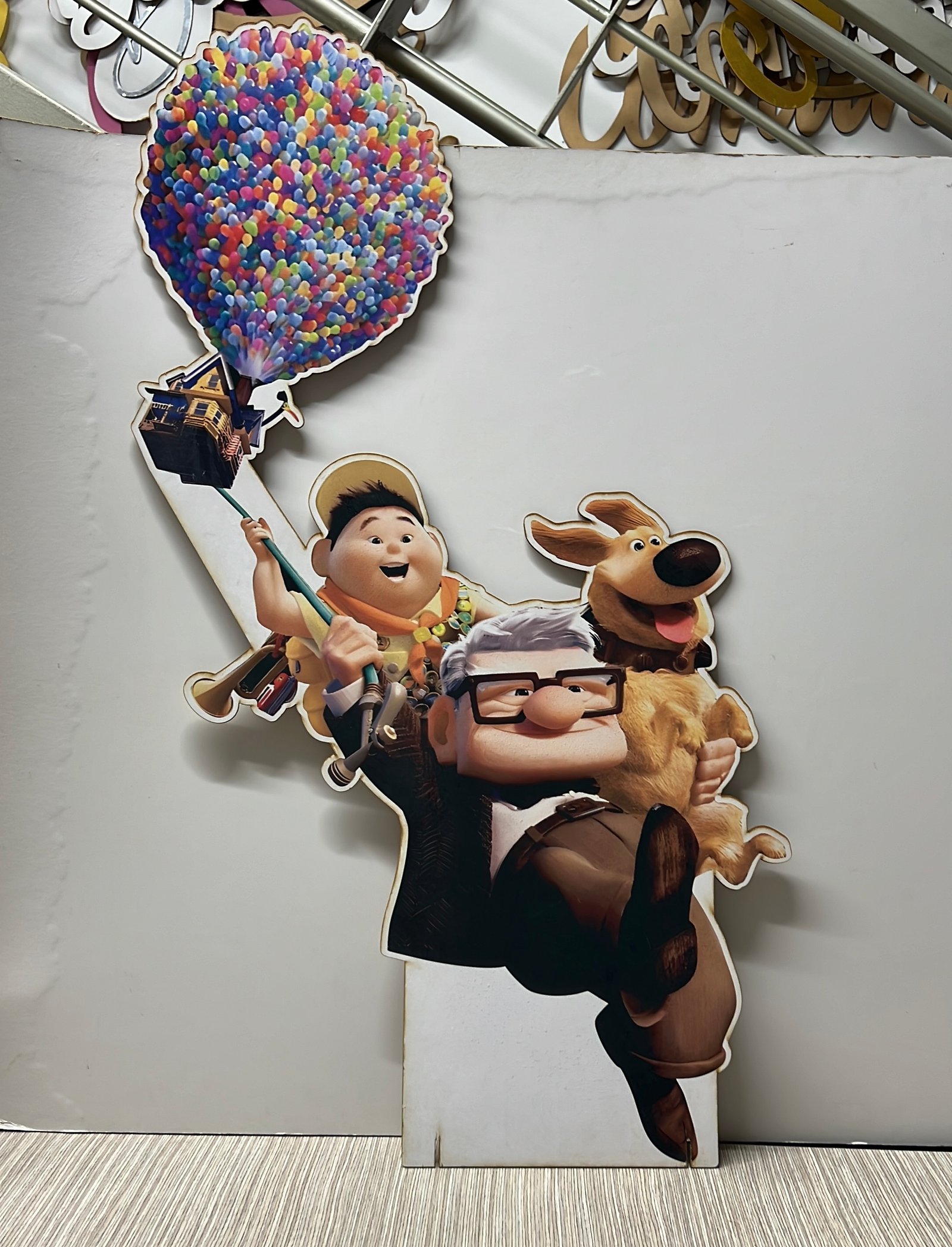 Personajes Con Globos Mdf (Up Disney)