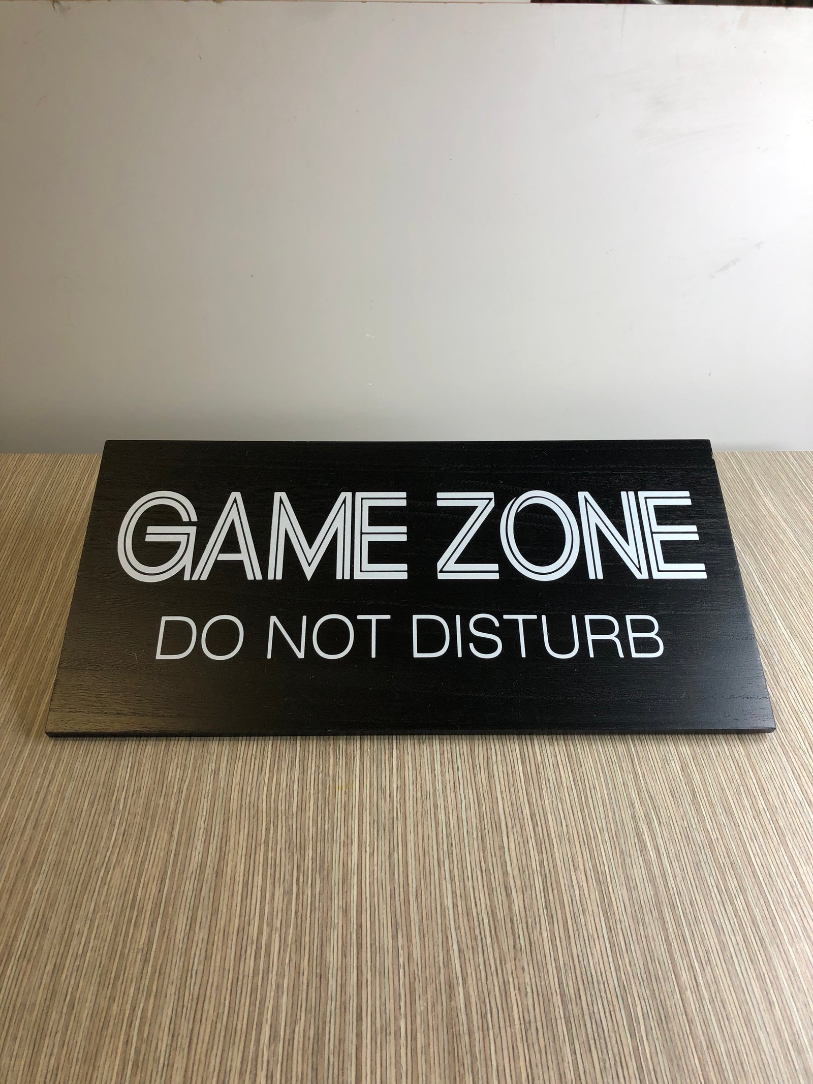 LETRERO MADERA GAME ZONE