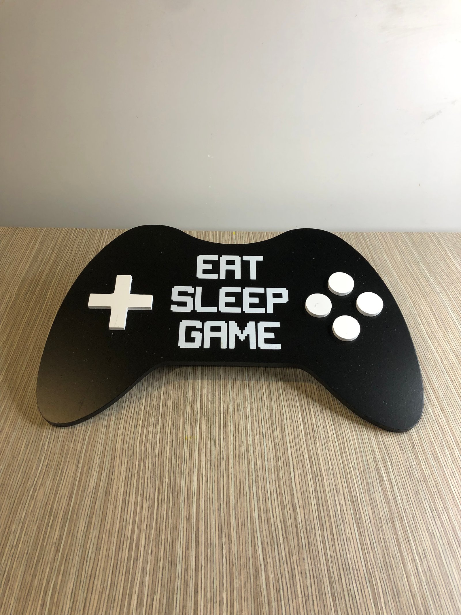 Control Madera Grande Eat Sleep Game