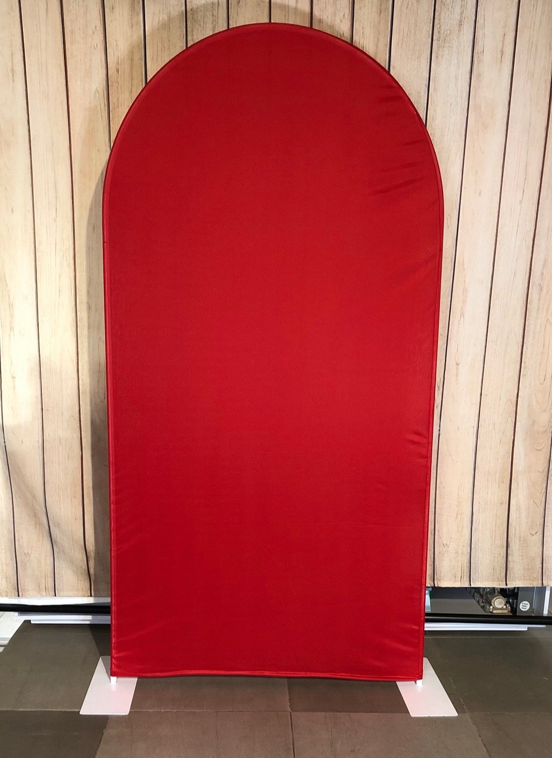 estructura mas tela roja punta ovalada