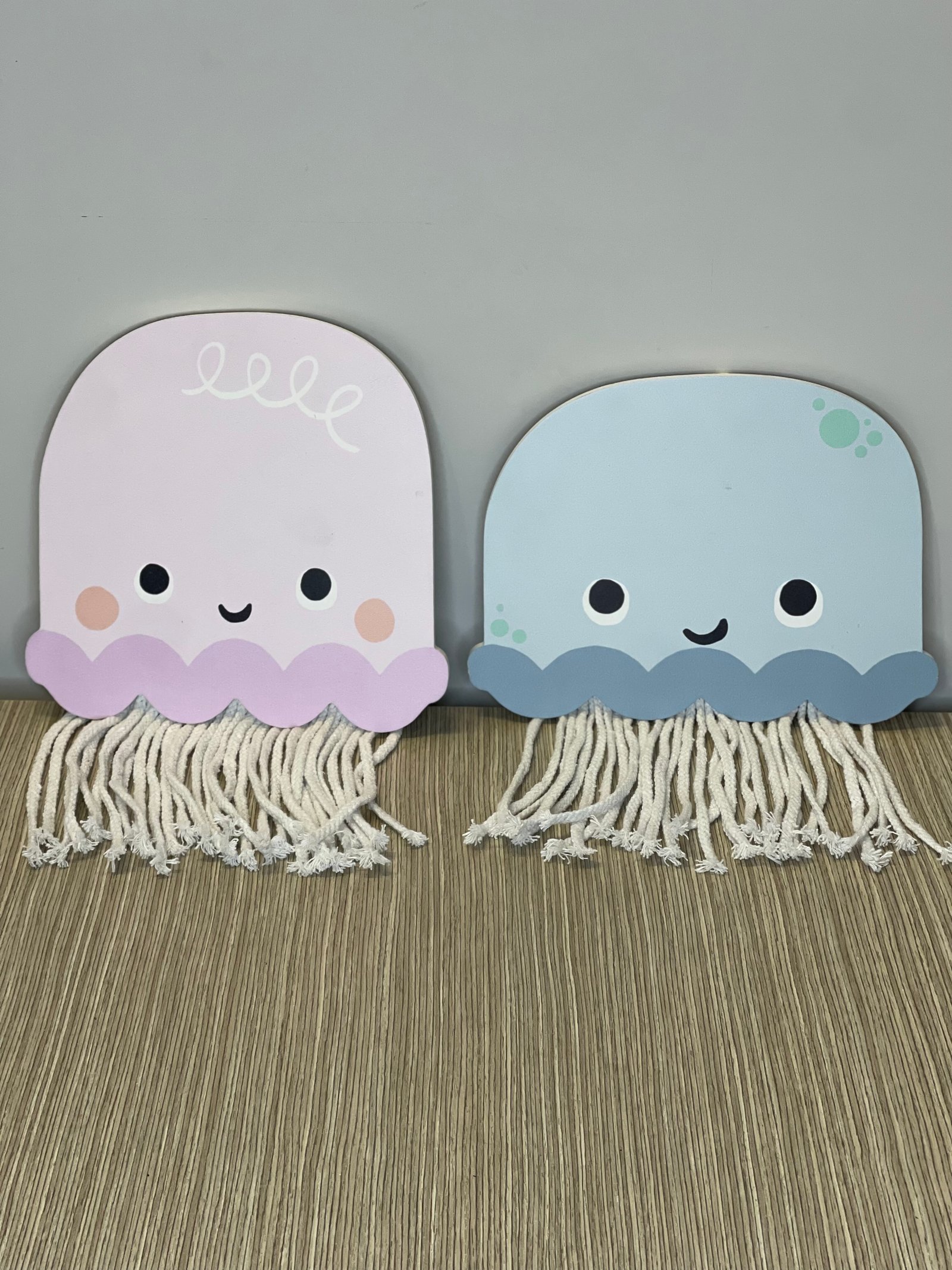 AGUA MALA ROSADA MADERA