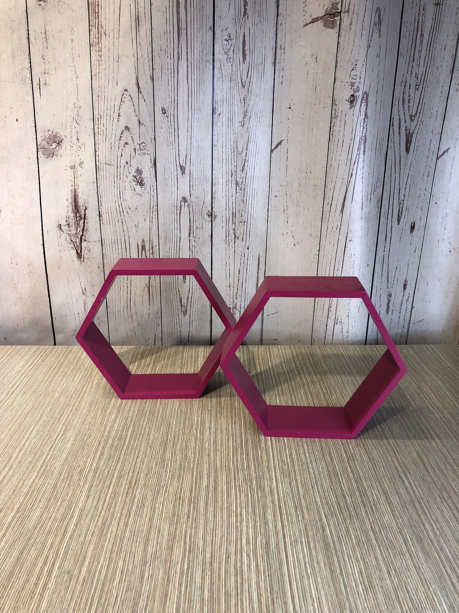 Altura Madera Fucsia Hexagonal Con Fondo 14cm Fondo