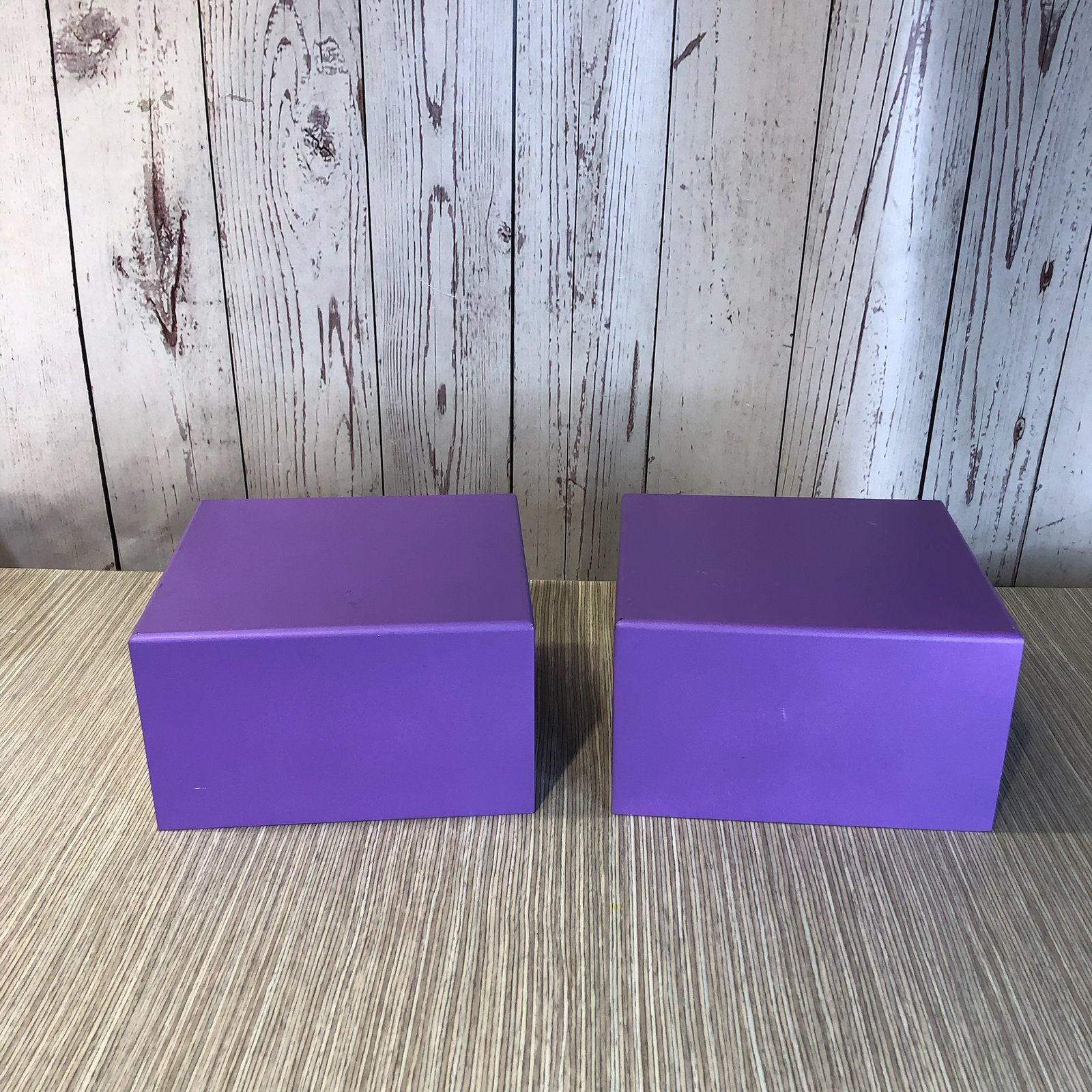 Altura Madera Morada Con Fondo 13cm Fondo