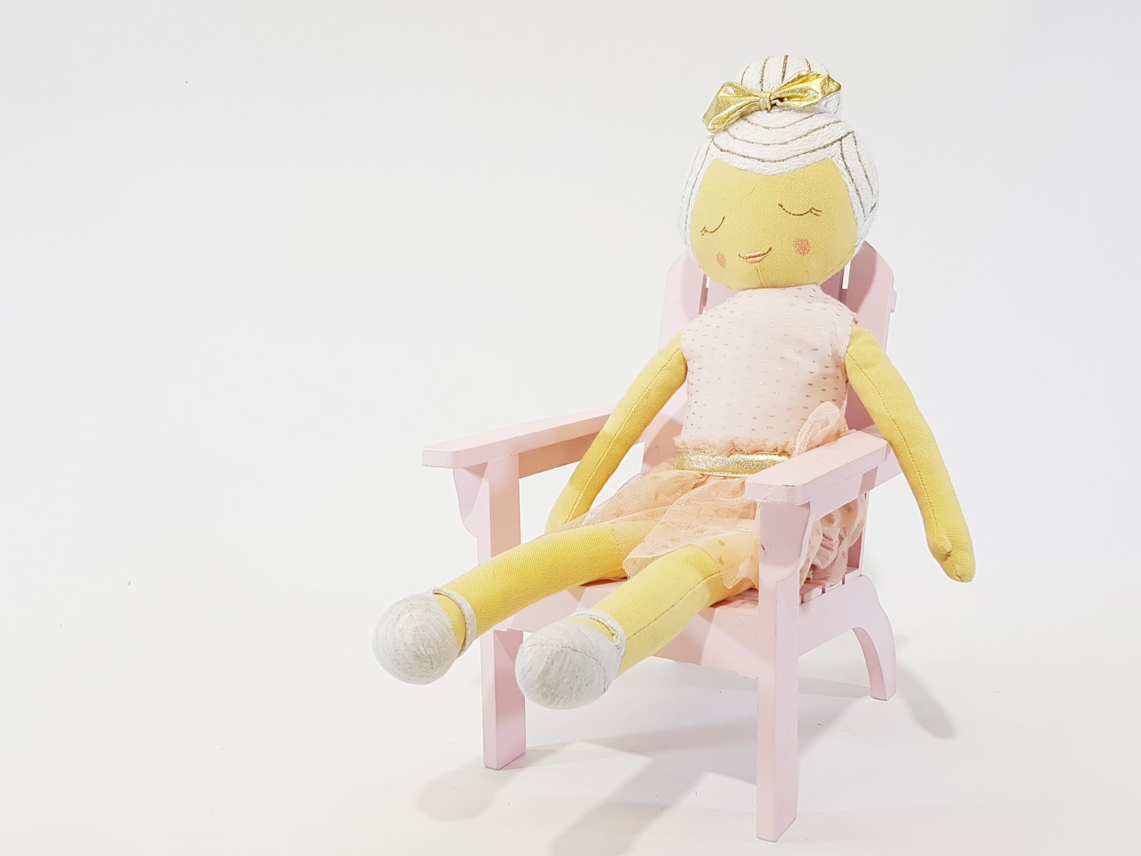 Bailarina En Tela Rosada Con Dorado