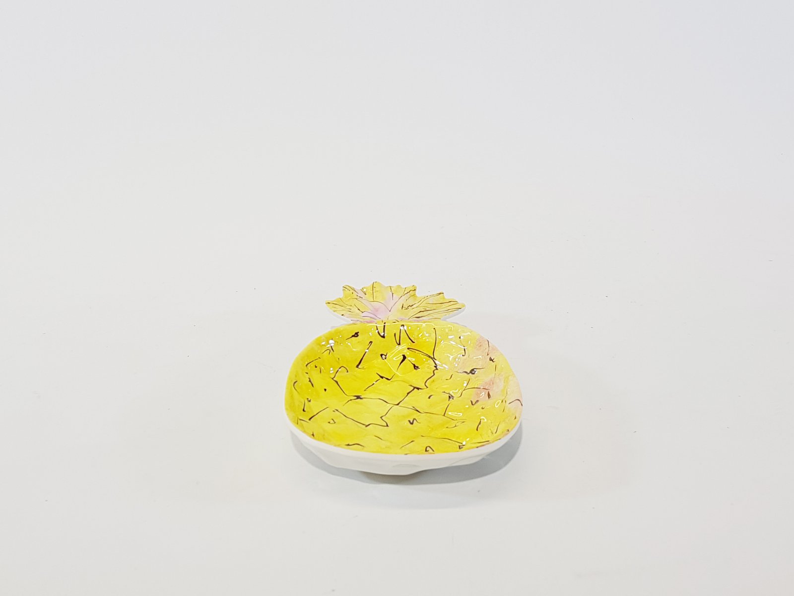 Bandeja Acrilica Forma Piña Amarilla Pequeña