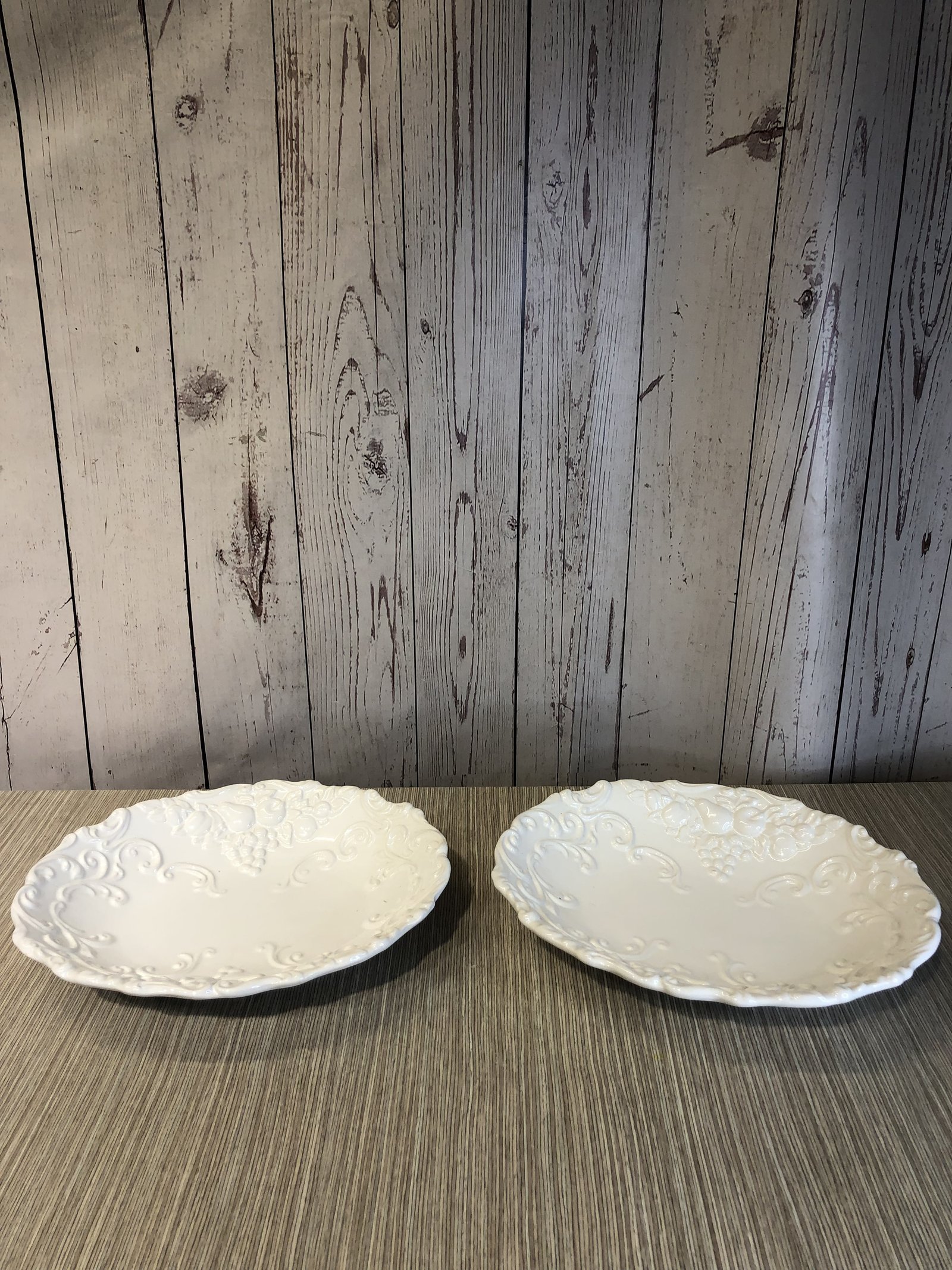 Bandeja Cerámica Blanca Ovalada Con Gravados