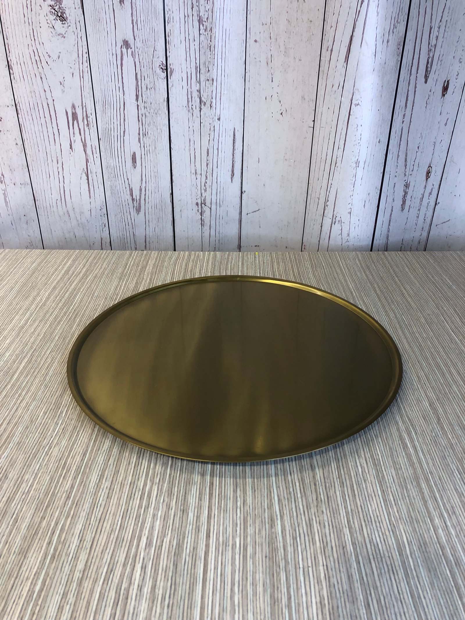 Bandeja Metalica Redonda Dorada Con Paticas
