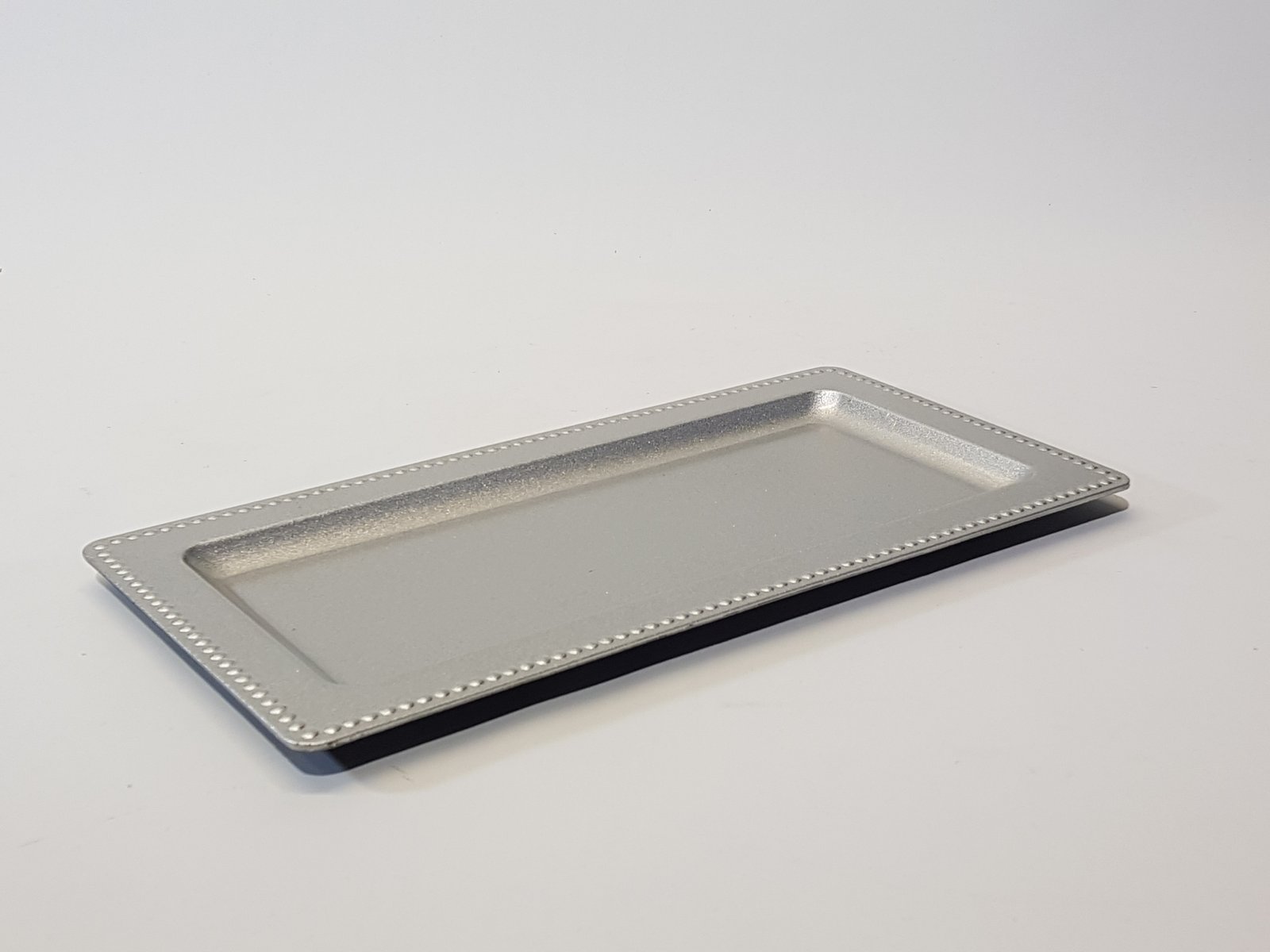 Bandeja Rectangular Acrilica Borde Puntos Plateada