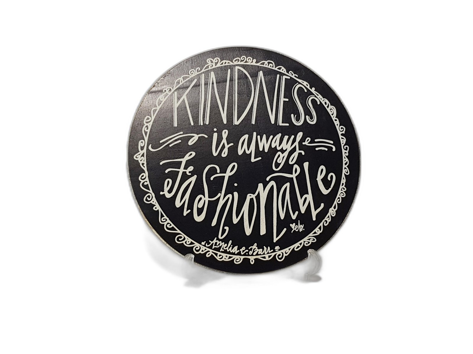 Bandeja Redonda Madera Fondo Negro Letras Blancas