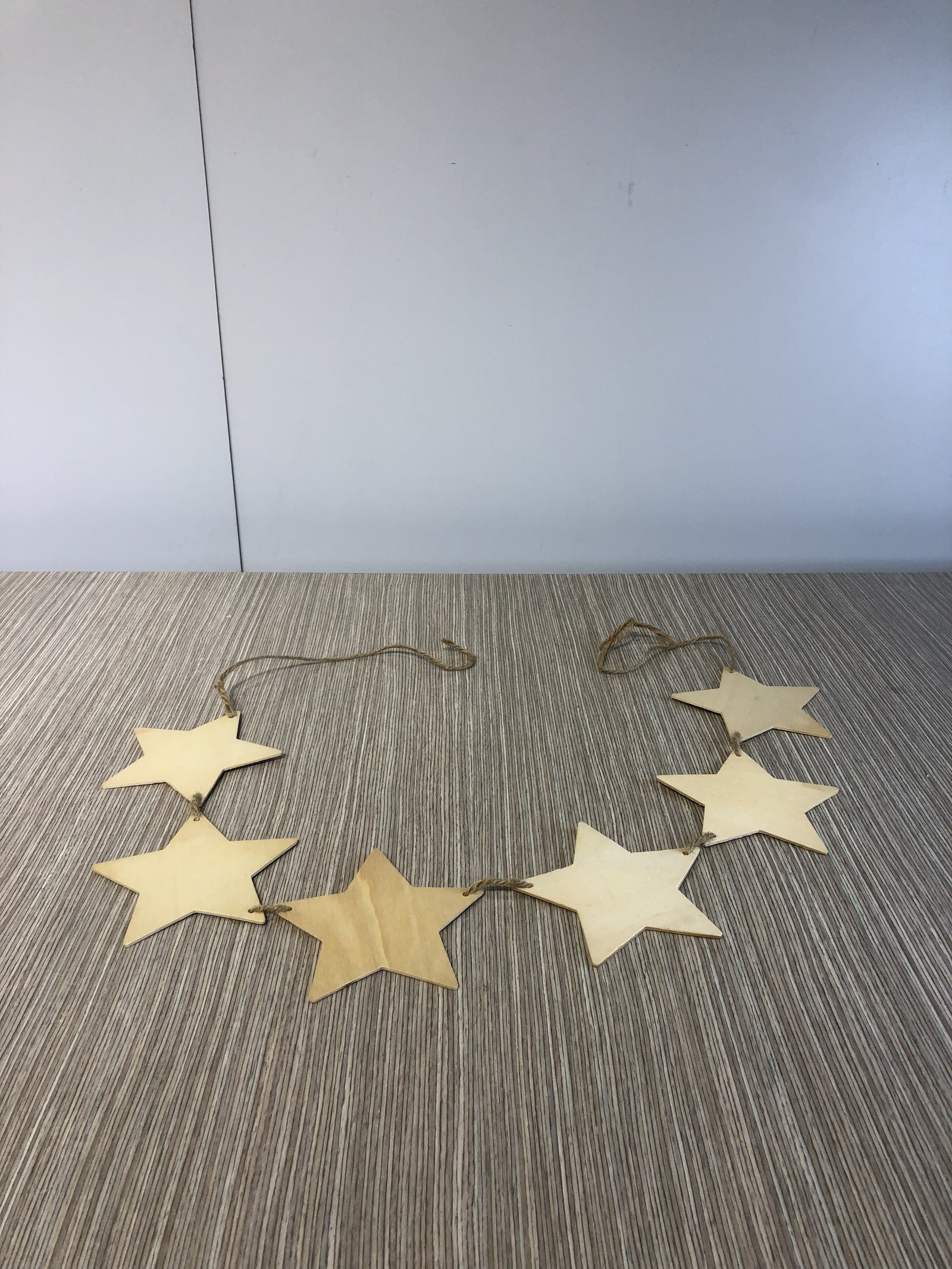 Banderin Madera Cafe Estrellas Pequeñas 1.50 Mt