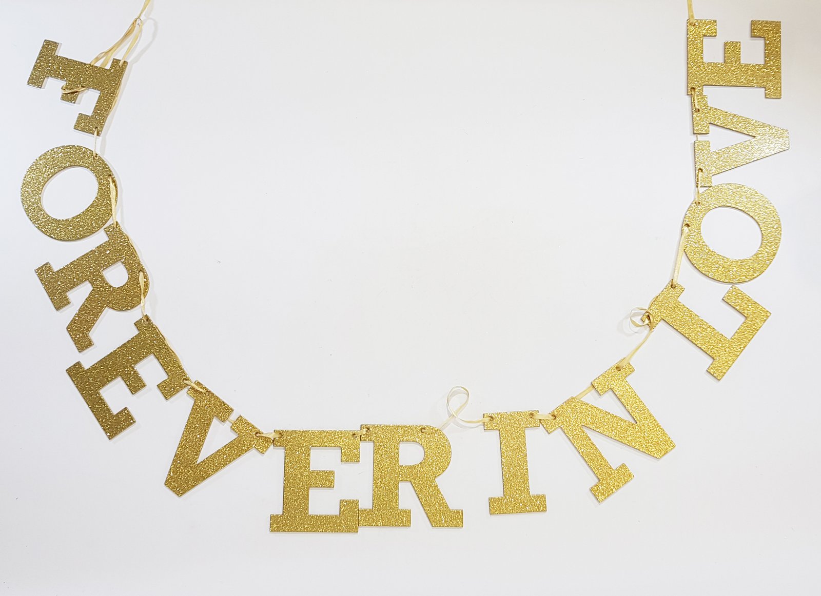 Banderin Madera Letras Doradas Forever In Love 2.30 Cm