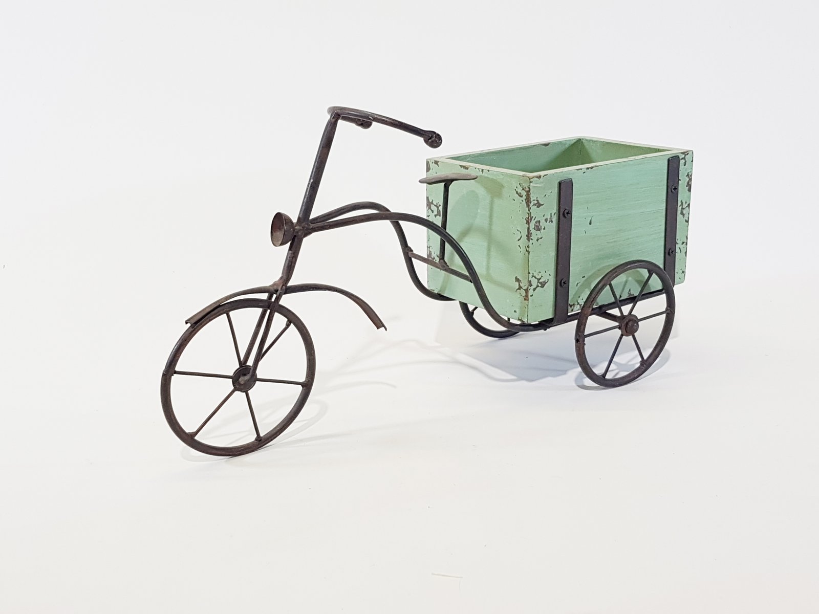 Bicicleta Verde Con Carreta Madera Pequeña