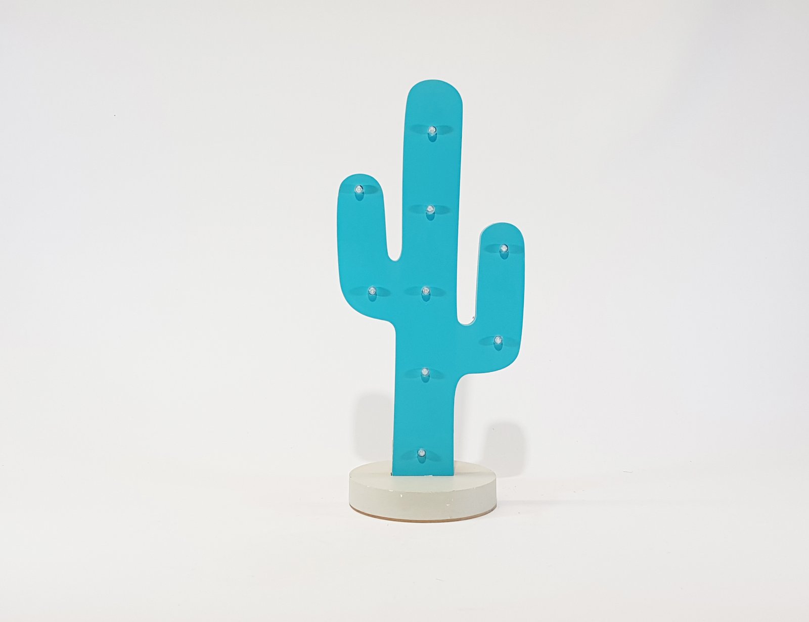 Cactus Agua Marina En Madera Con Base Gris Y Luces