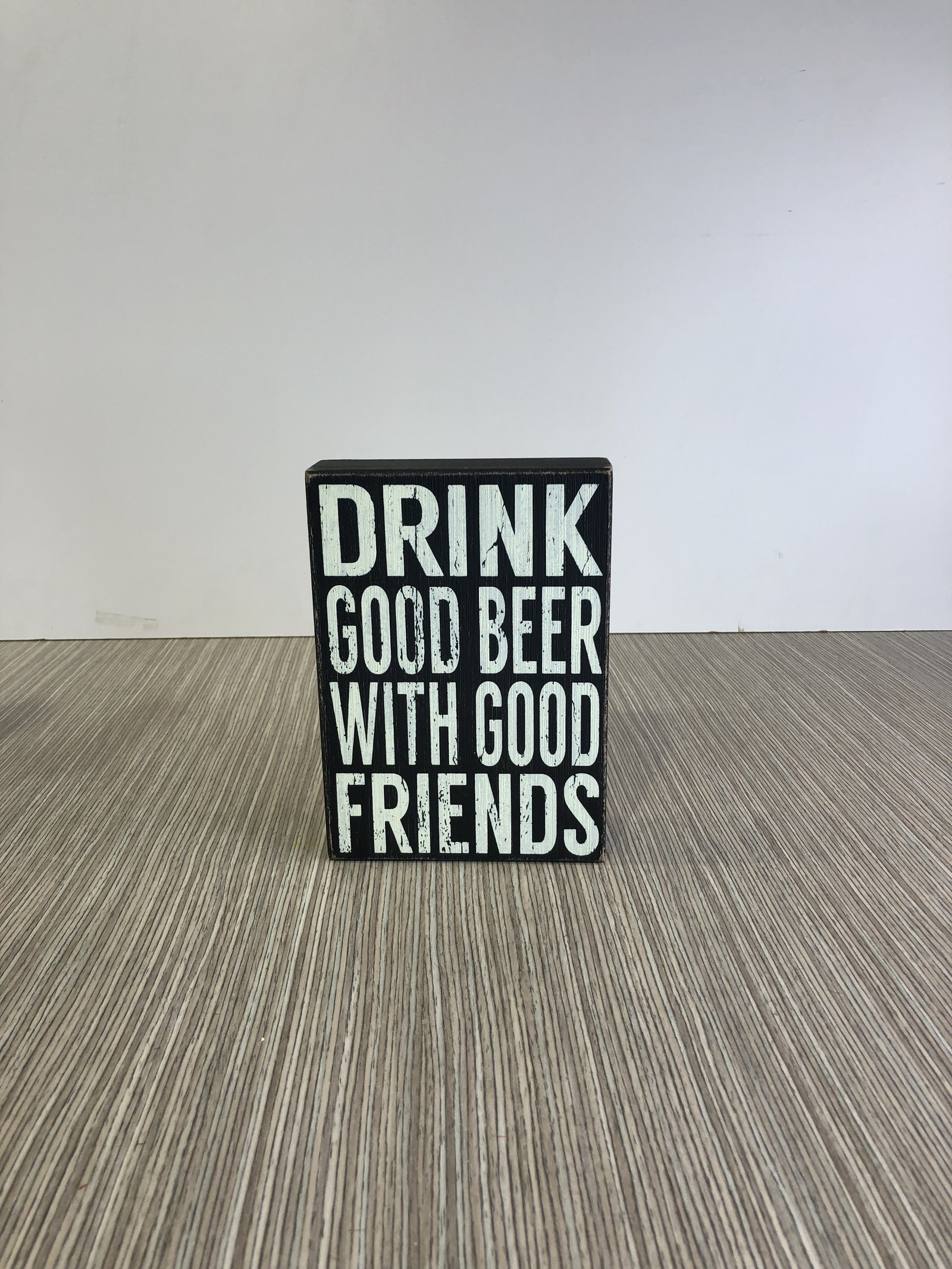 Caja Decorativa Negra Drink Good Beer