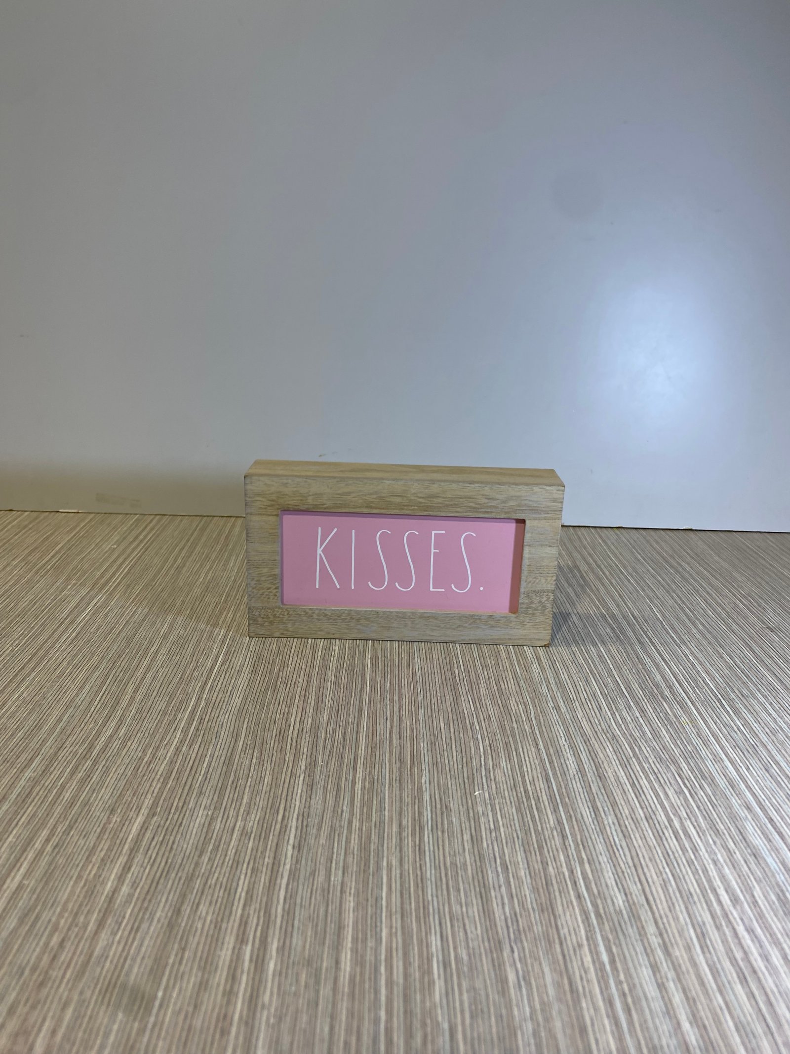 Caja Decorativa Kisses