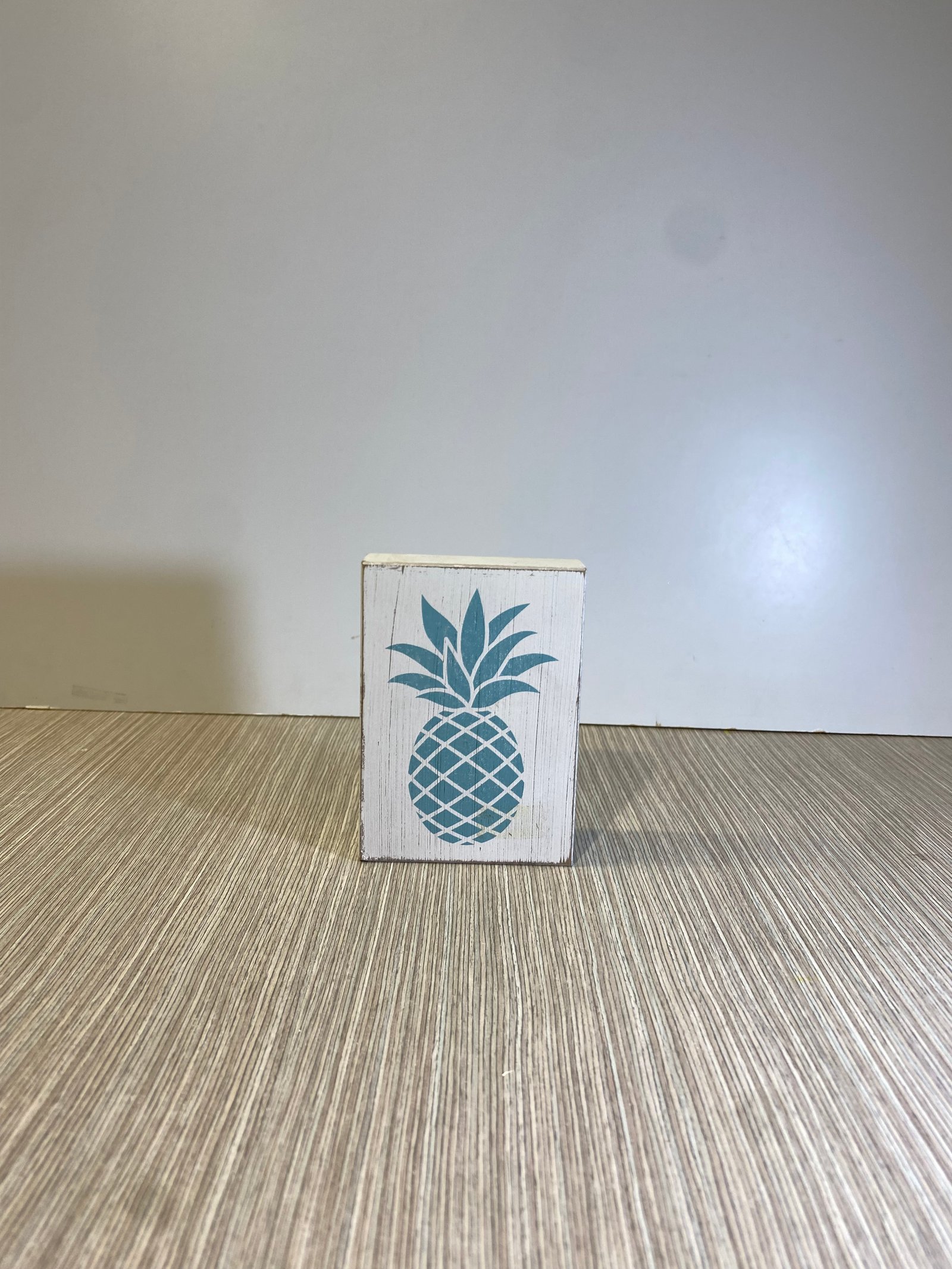 Caja Decorativa Madera Blanca Piña Azul