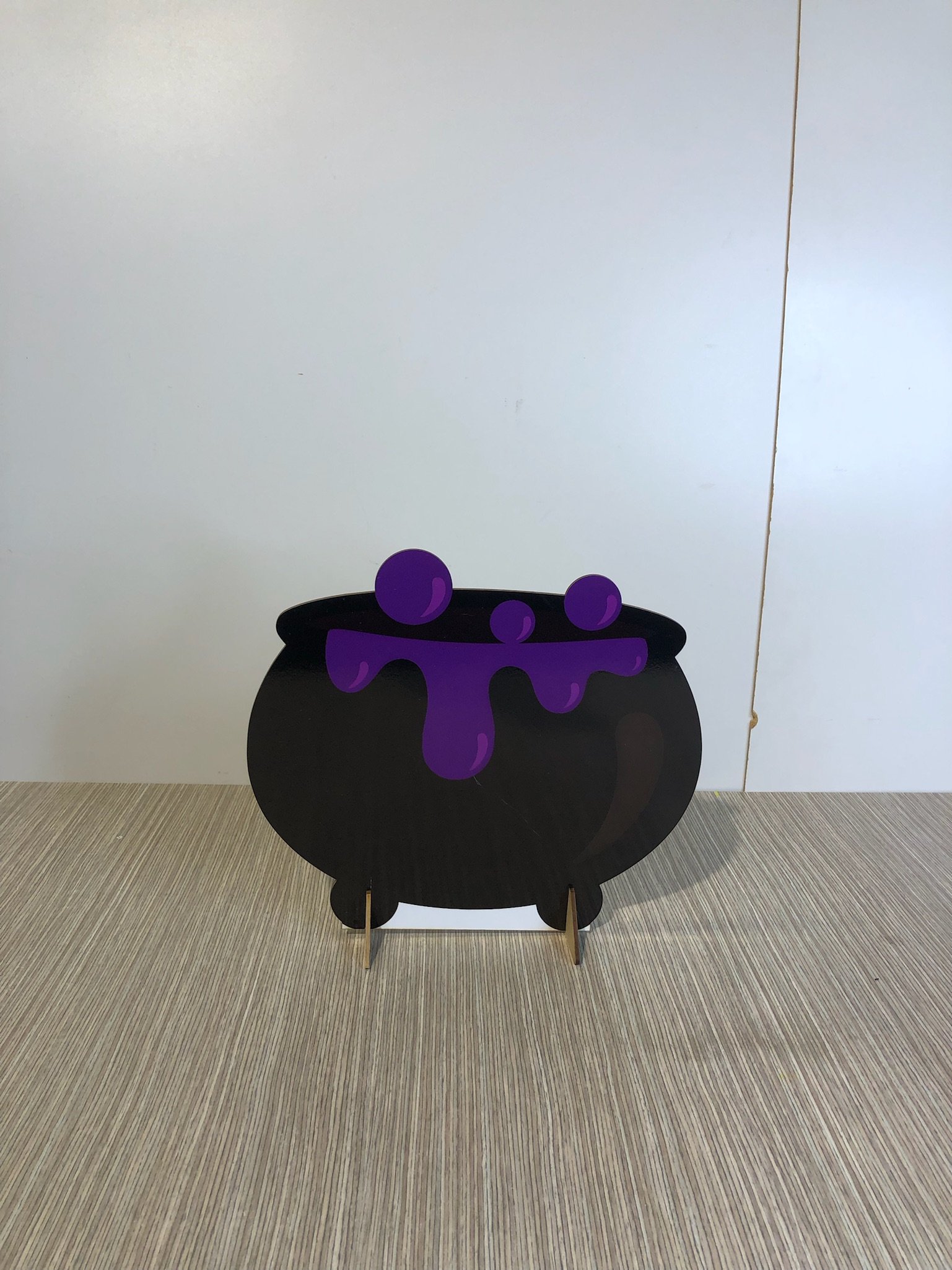 Caldero Mdf Con Morado 30Cm