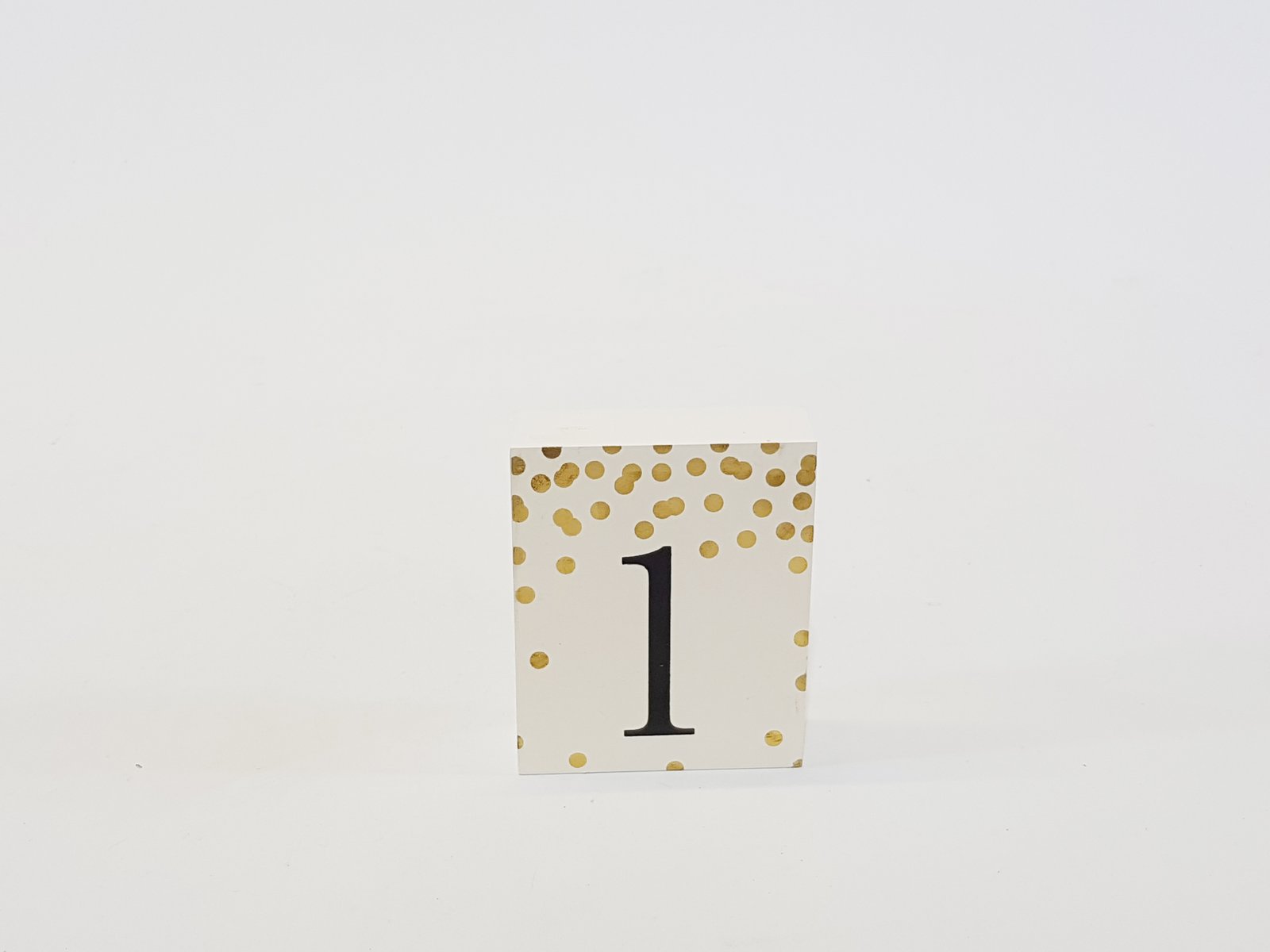 Numero Madera Cuadrado Bolas Doradas (Busca Tu Mesa)1,2,3,5,6,7,8,10
