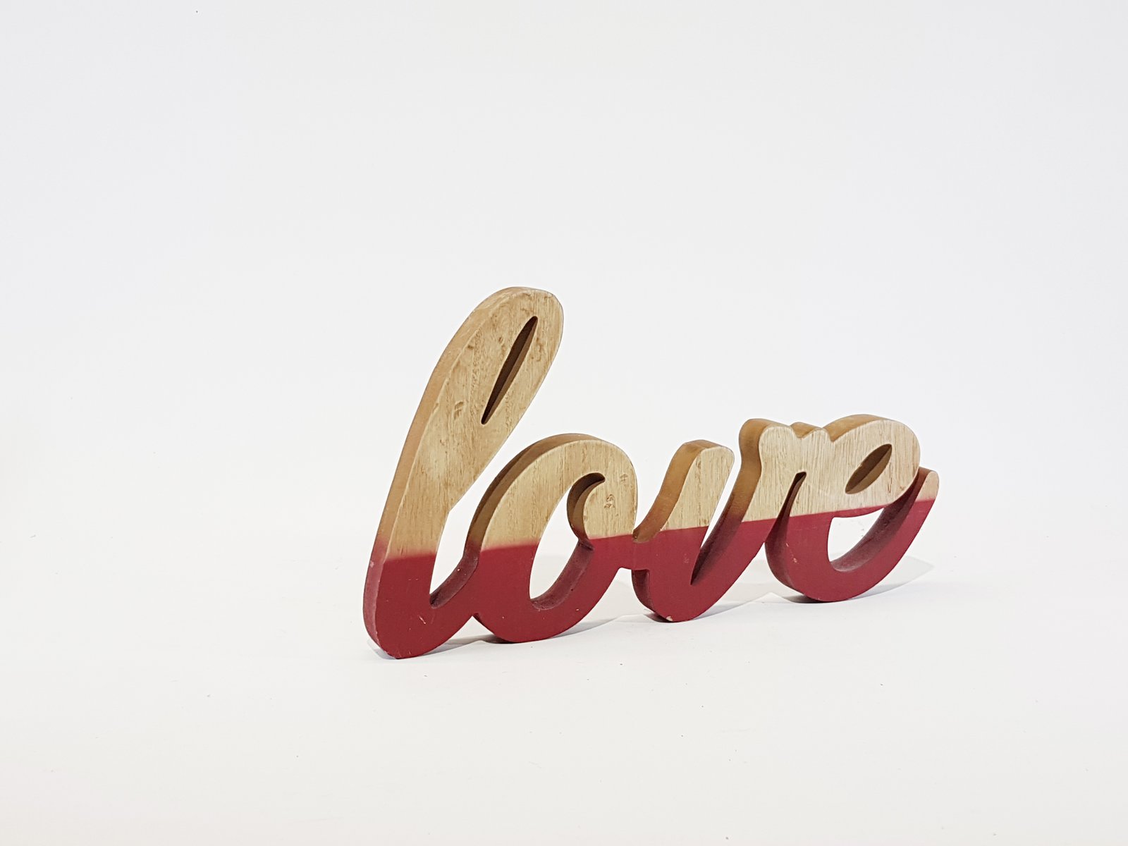 Palabra Love En Madera Cursiva Con Rojo