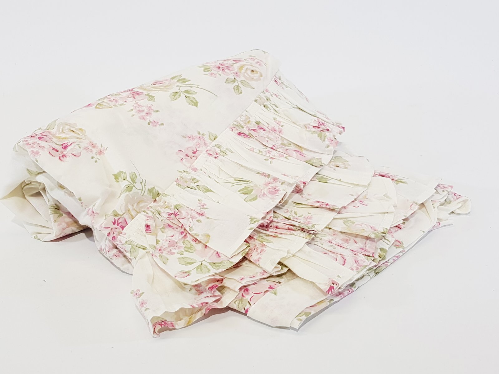 Mantel Crema Redondo Rosas Rosadas Borde Boleros