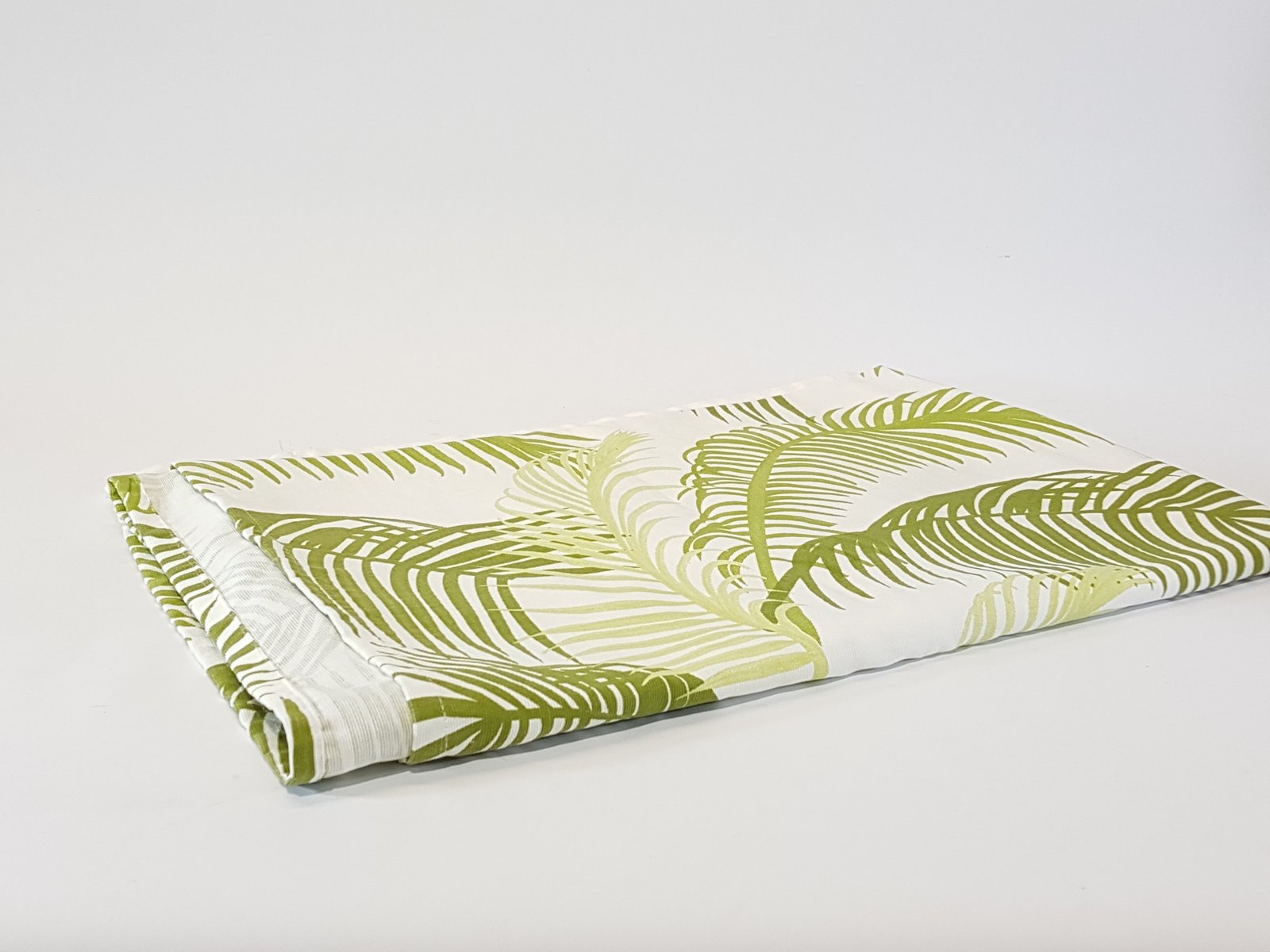 Mantel Blanco Hojas Balazo Verdes