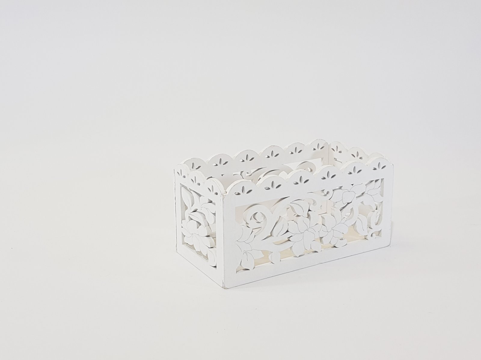 Caja Madera Blanca Rectangular Borde Moras y Arabescos