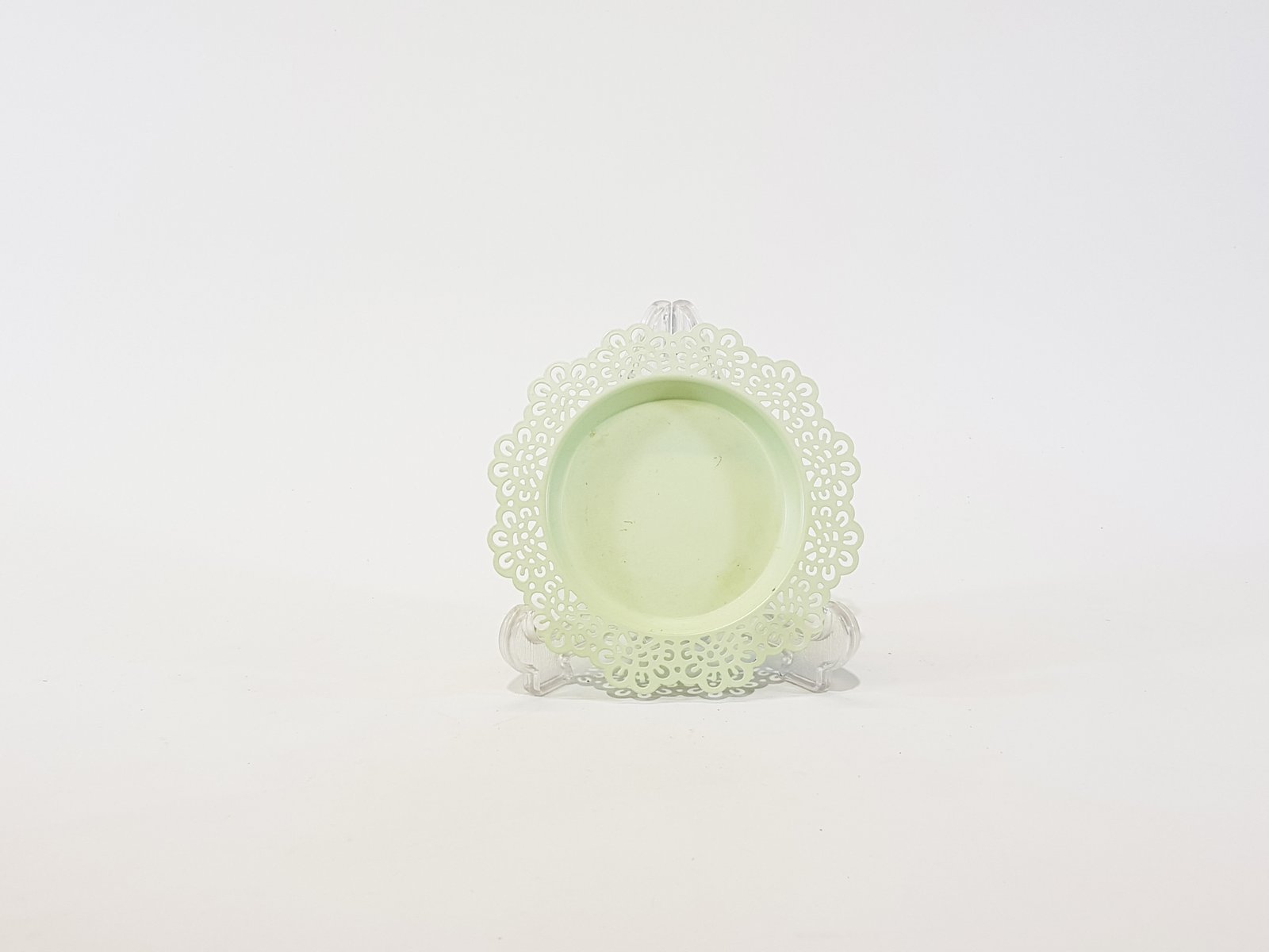 Platico Metalico Verde Calado Pequeno