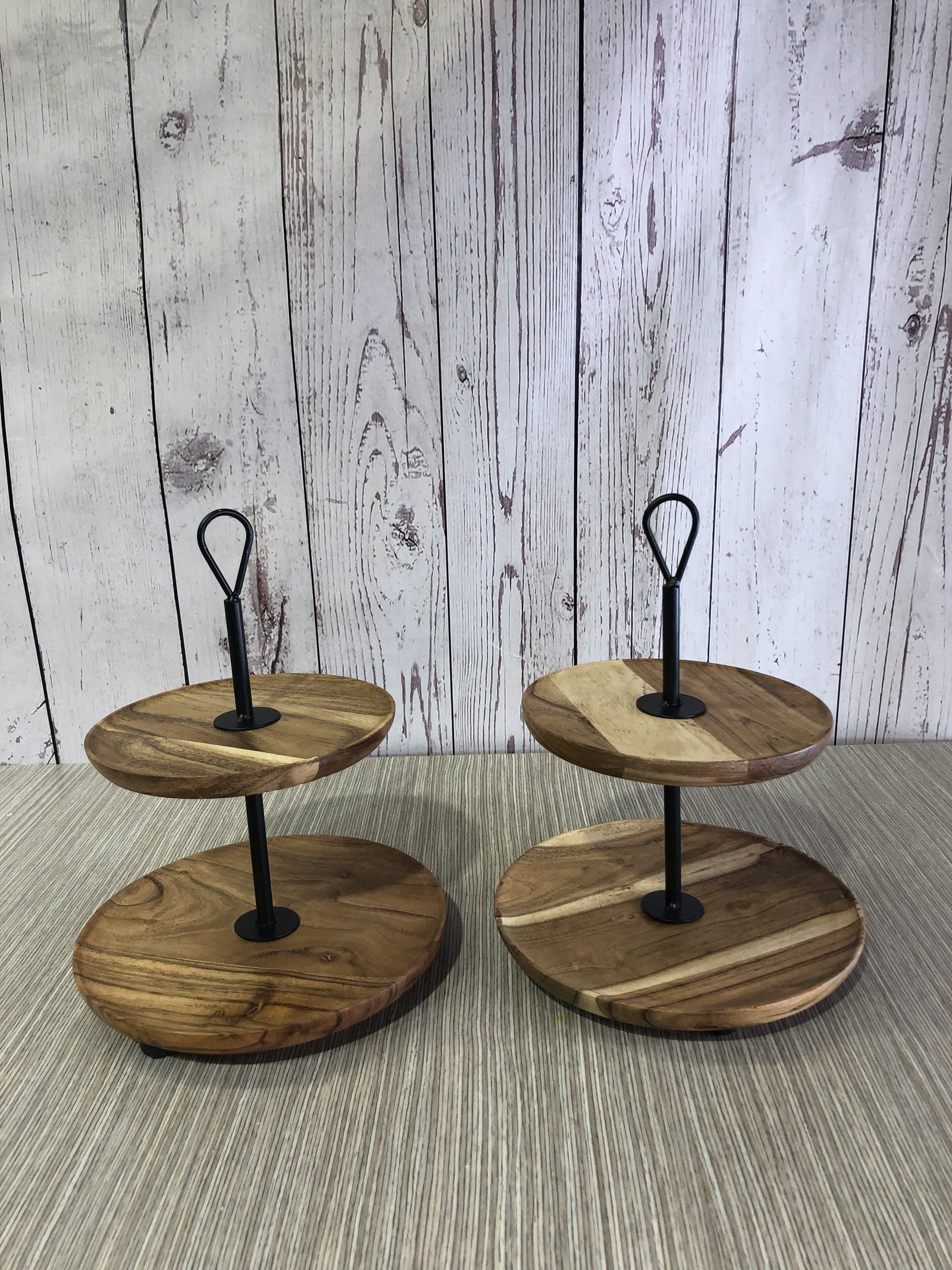 Porta Postres 2 niveles redondo Madera veteada palo negro