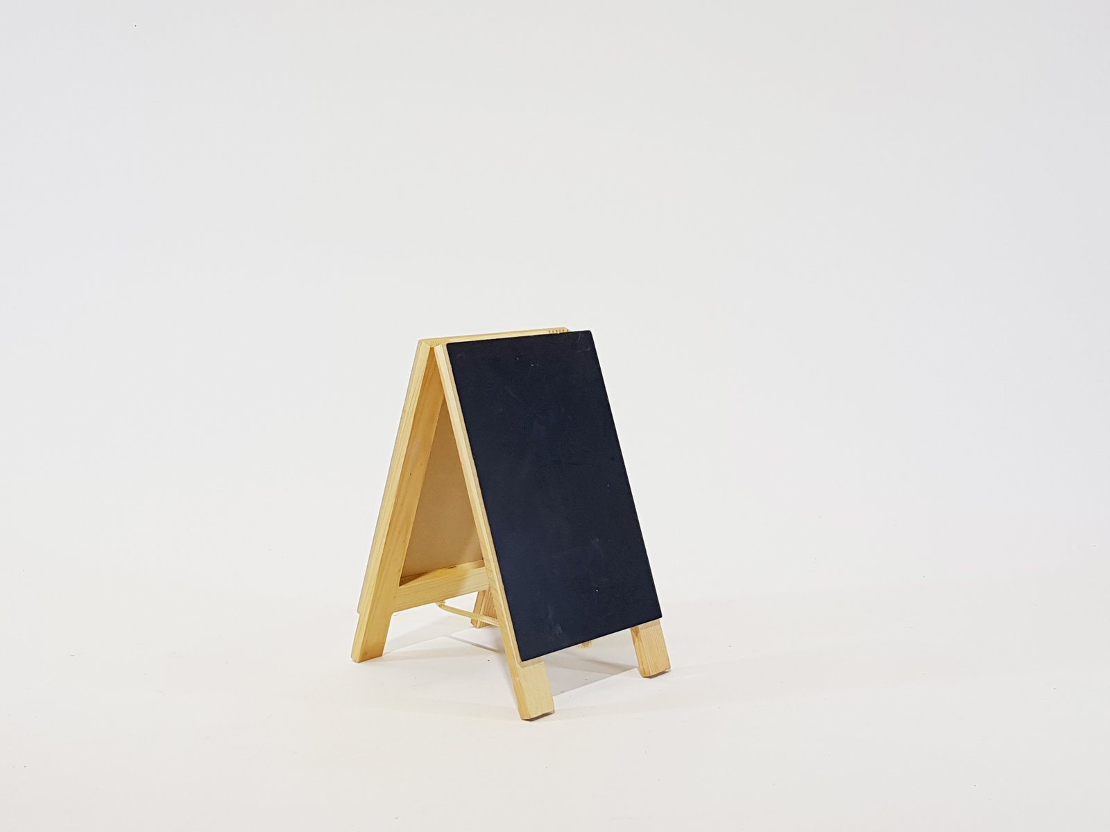 Tablero Madera Caballete Para Tiza Mediano