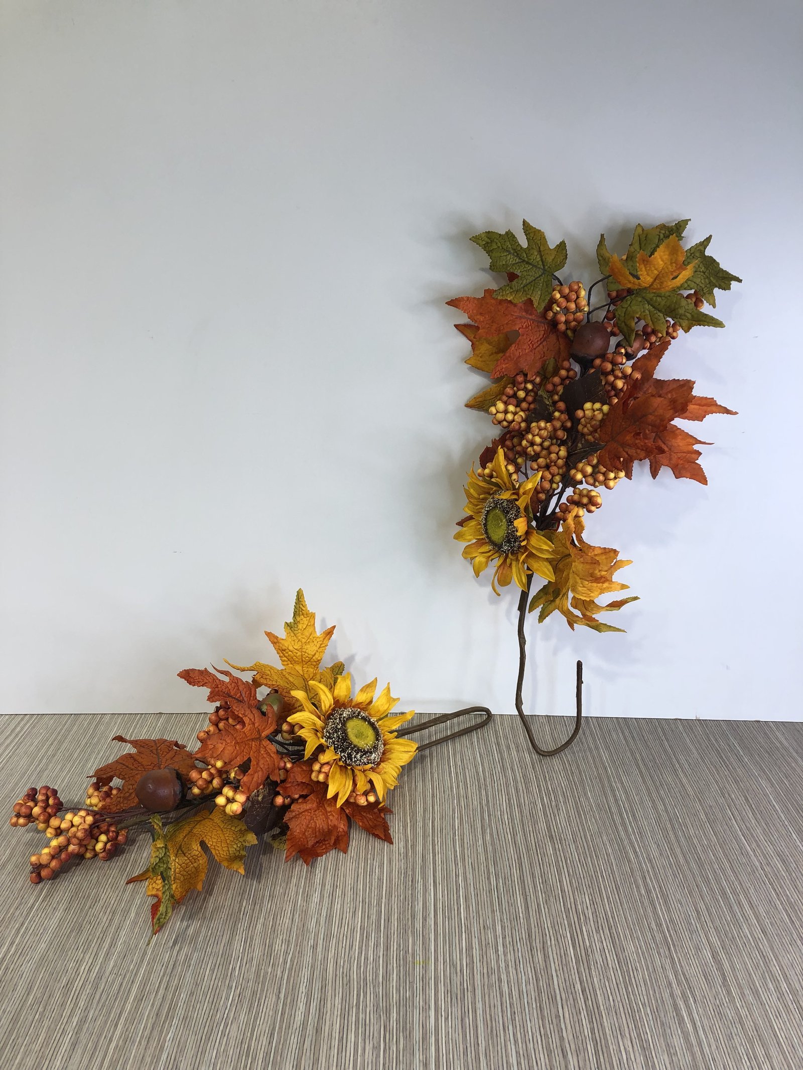 ramo hojas naranja y girasol otoño