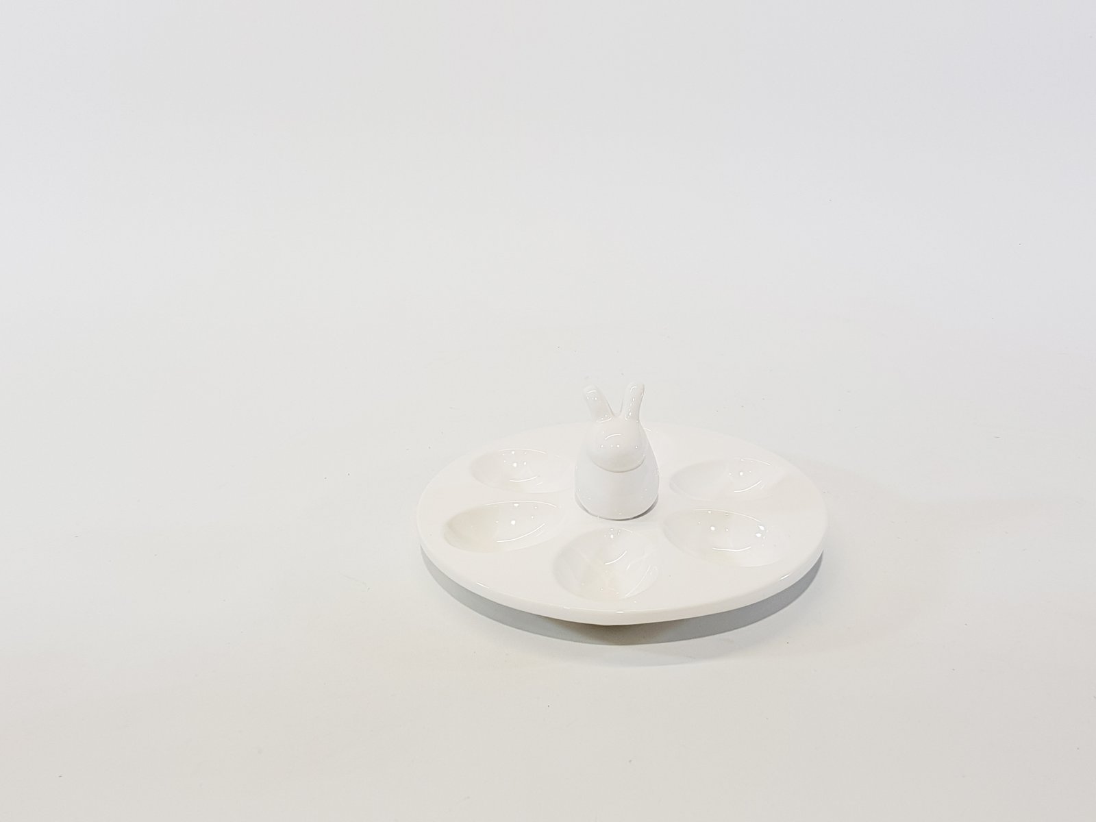 Salsera Cerámica Blanca Para huevos Con Conejo