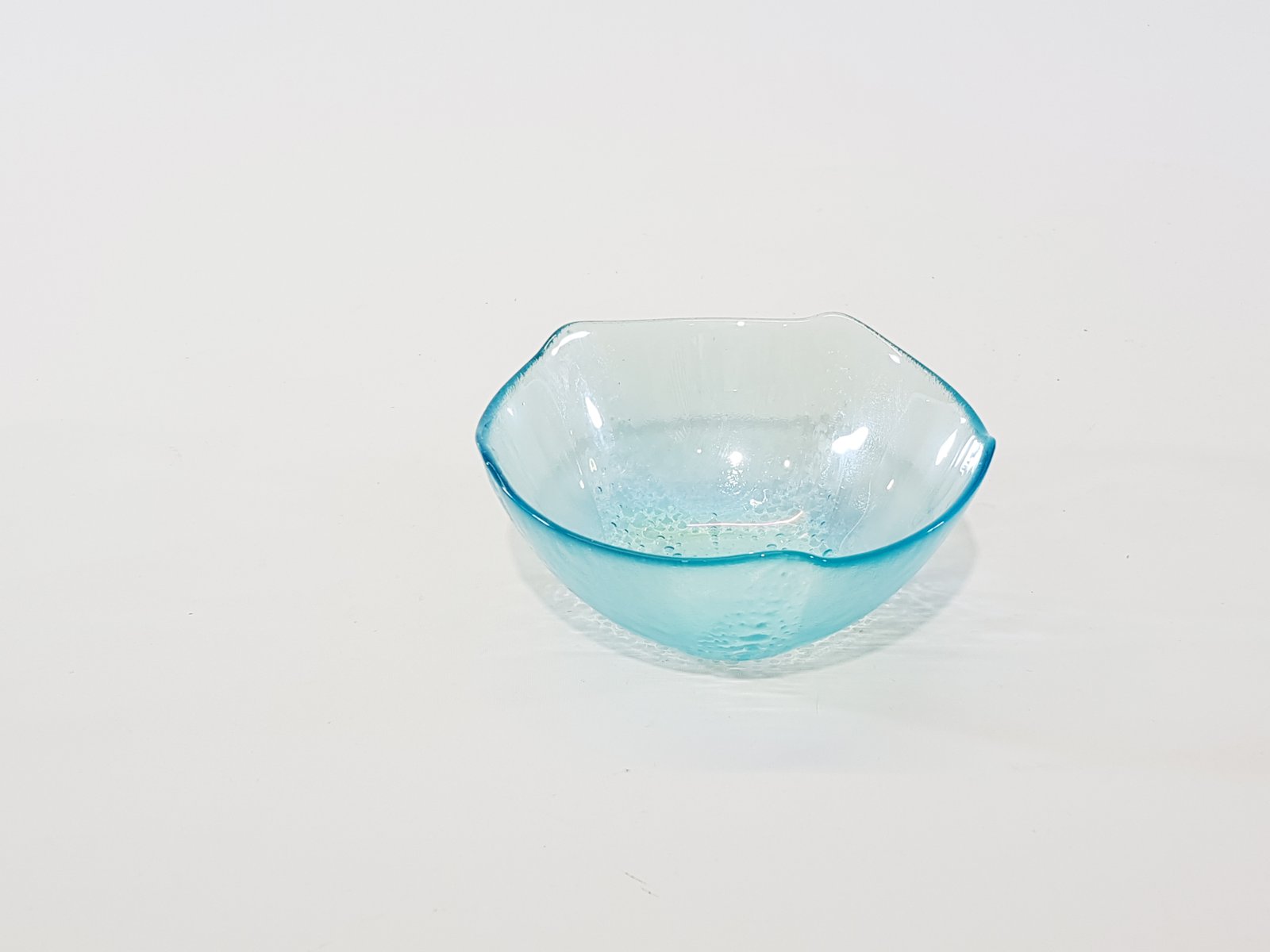 Salsera Cristal Forma Ostra Azul