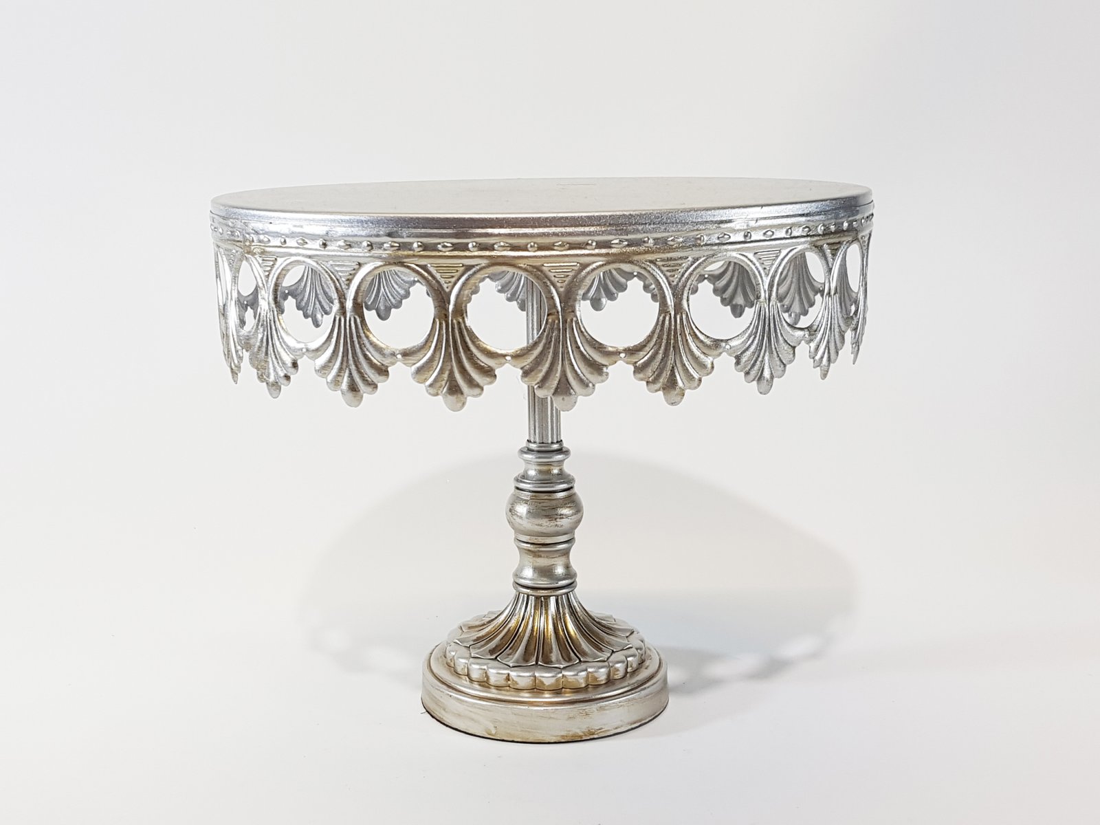 Tortera Redonda Metalica Plateada Borde Cortina Pedestal Alto Grande 30 cm