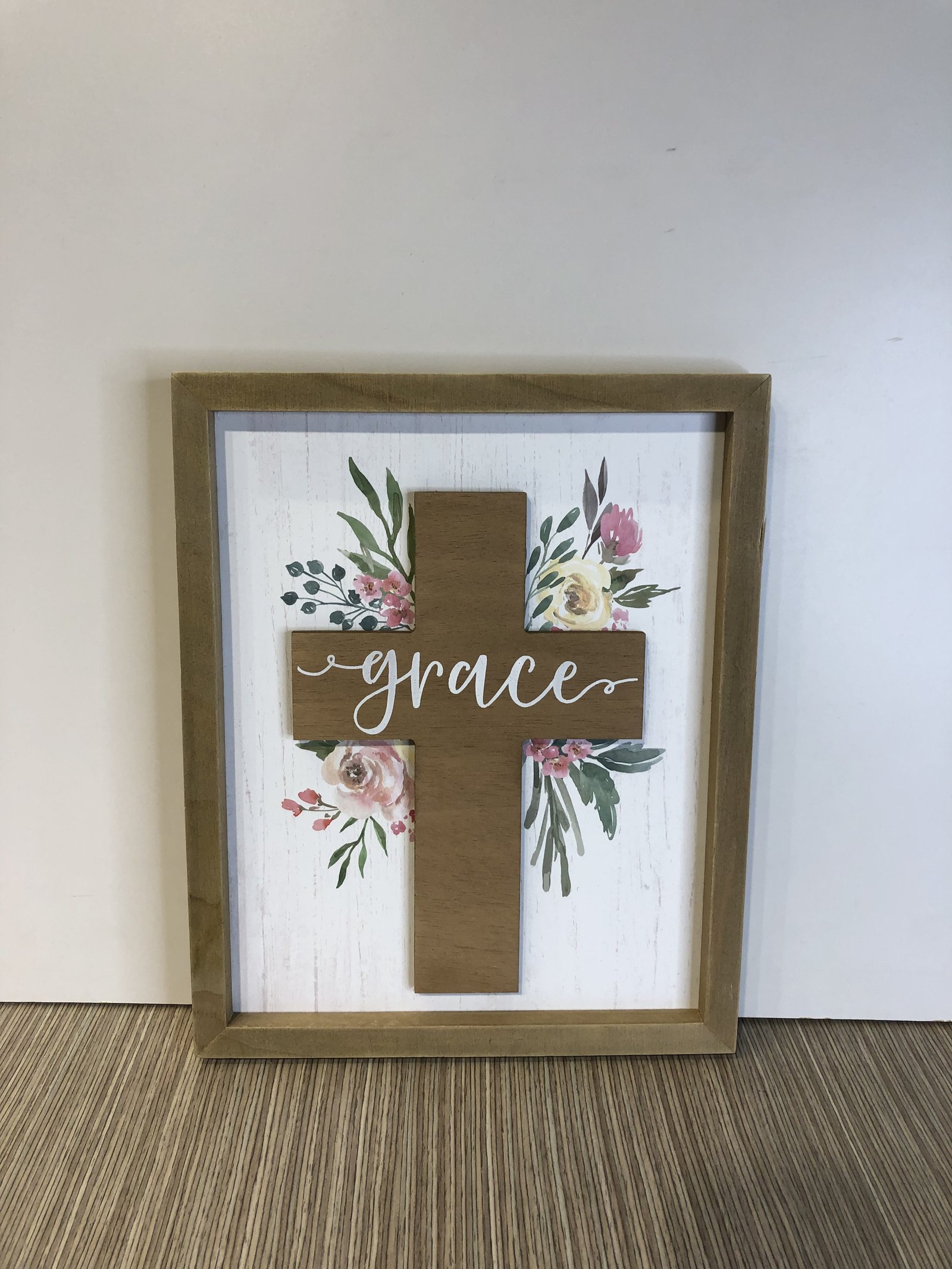 Cuadro Decorativo Madera Cruz Grace