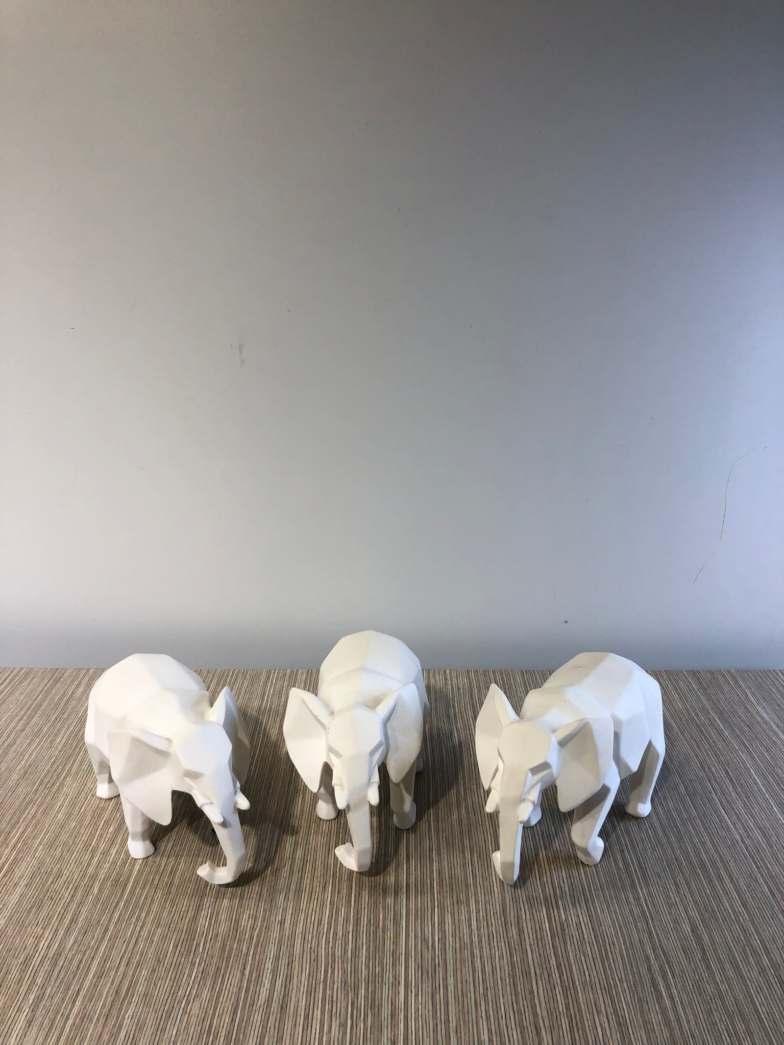 Elefante Pasta Blanco Con Colmillos