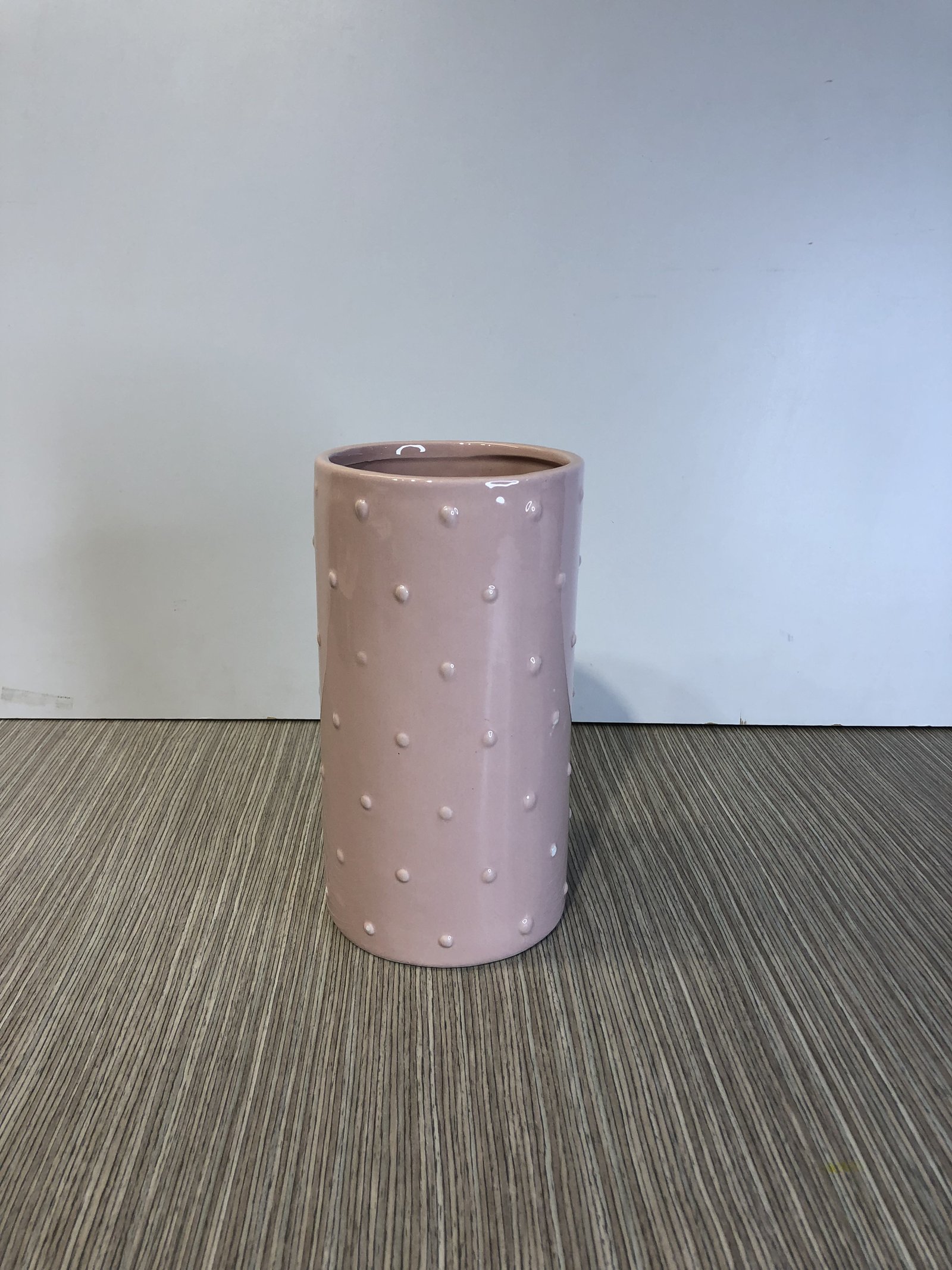 jarron ceramica rosado con puntos