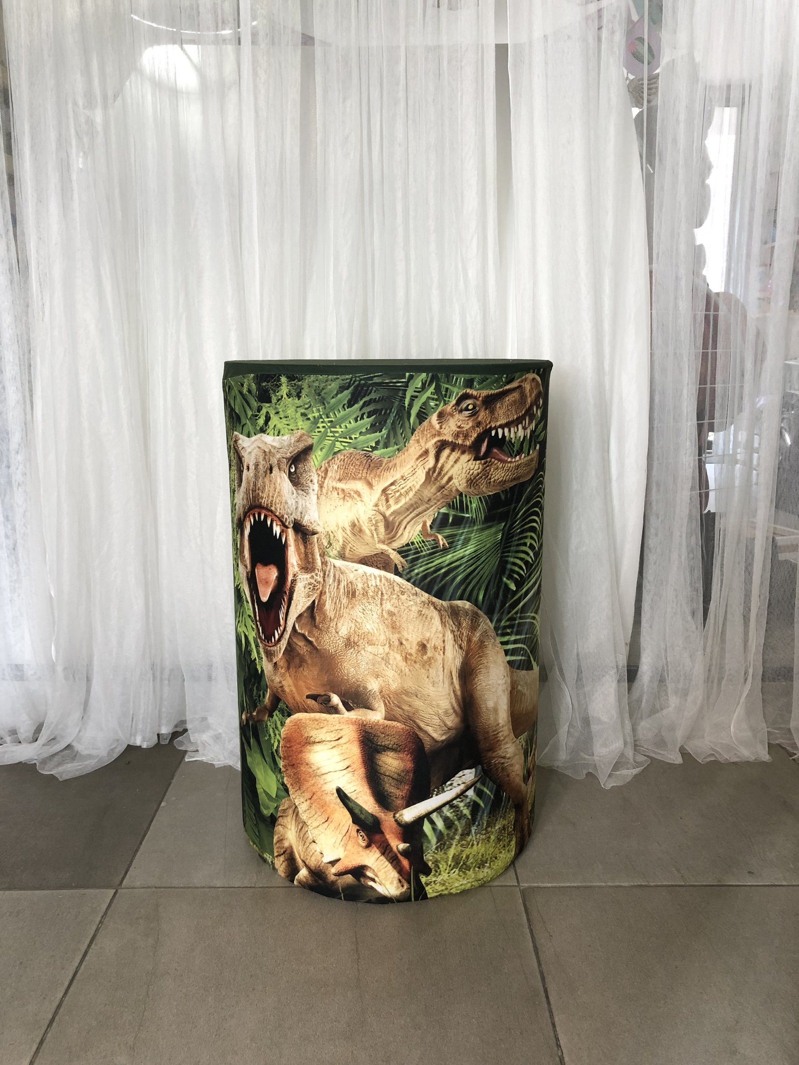 cilindro mediano tela dinosaurios
