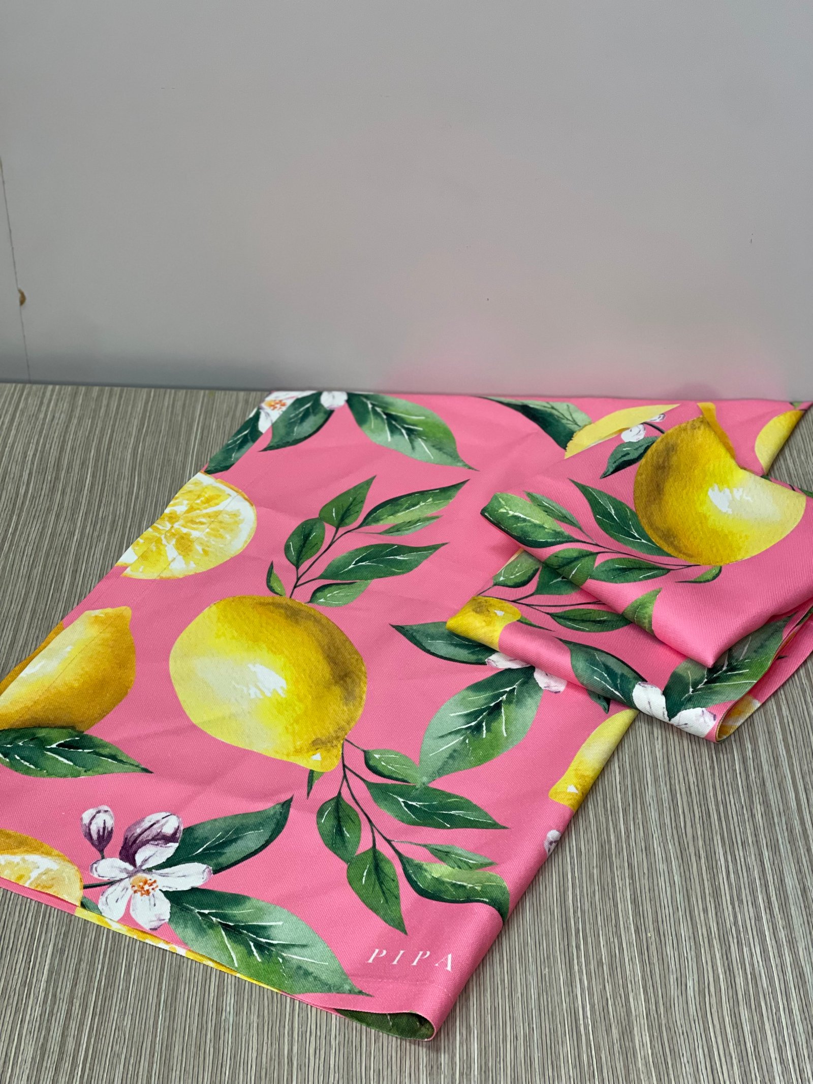 MANTEL ROSADO LIMONES 