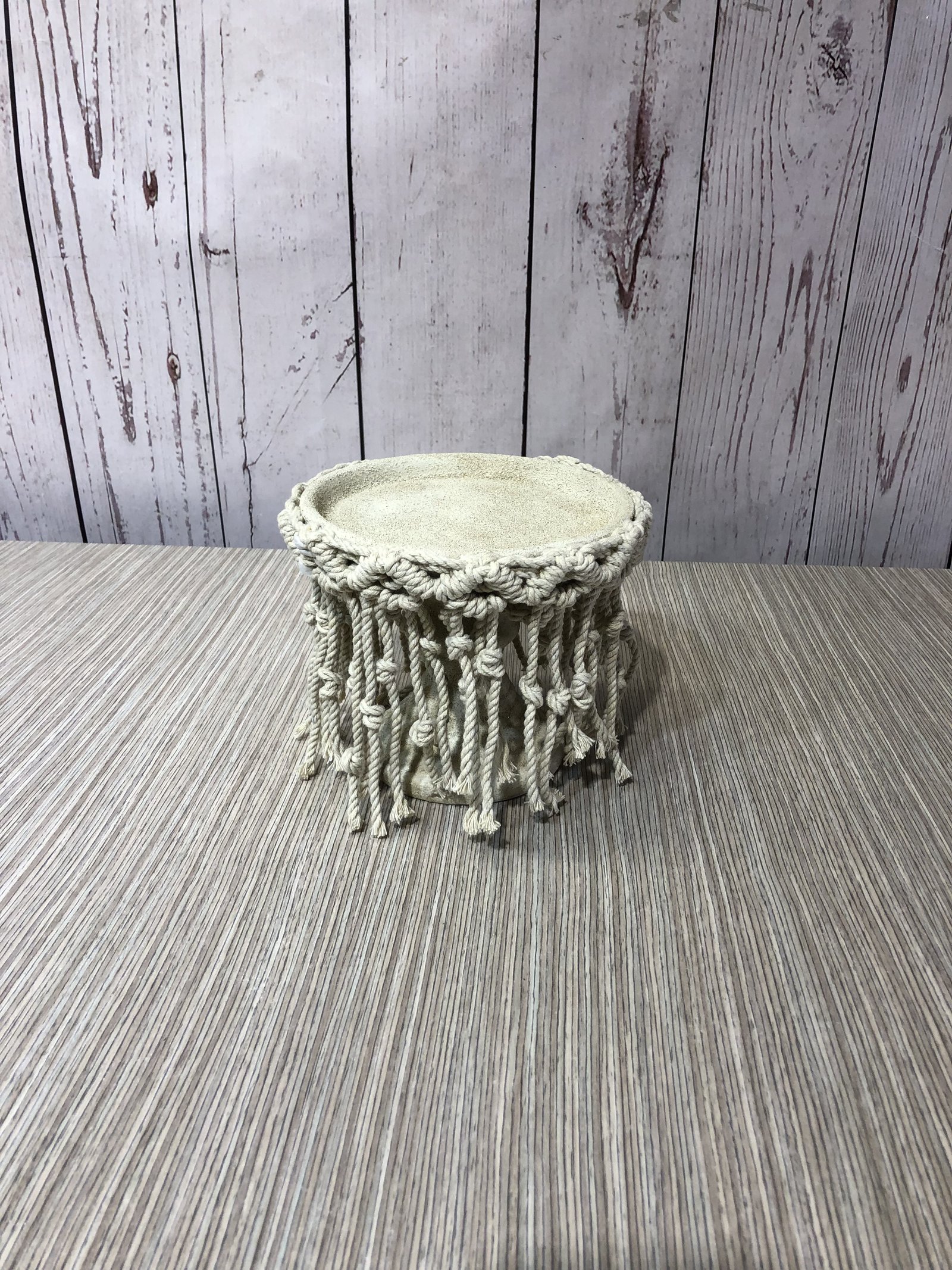 Tortera Redonda Pequeña Beige Boho Con Macrame 