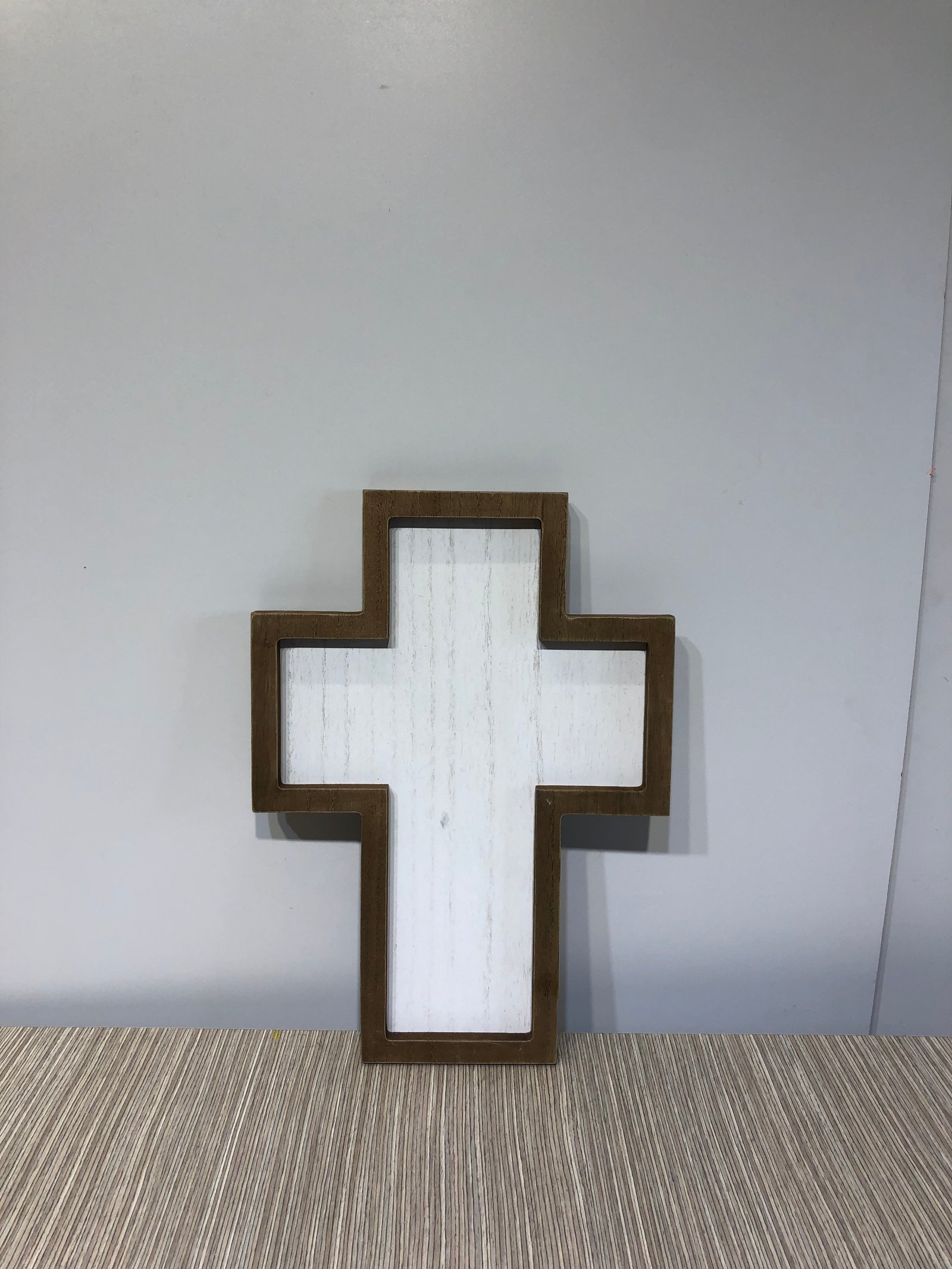 Cruz Madera Blanca Borde Cafe