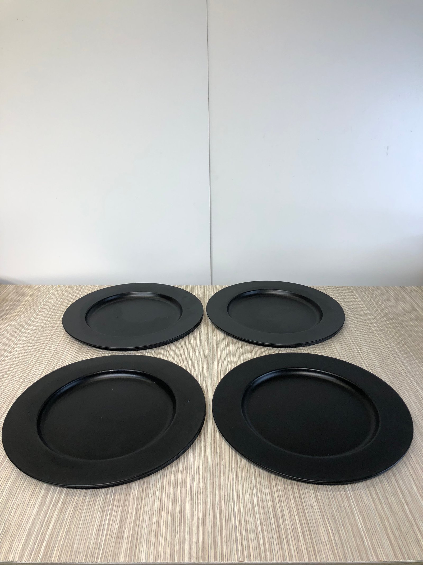 Plato Base Redondo Negro Metalico