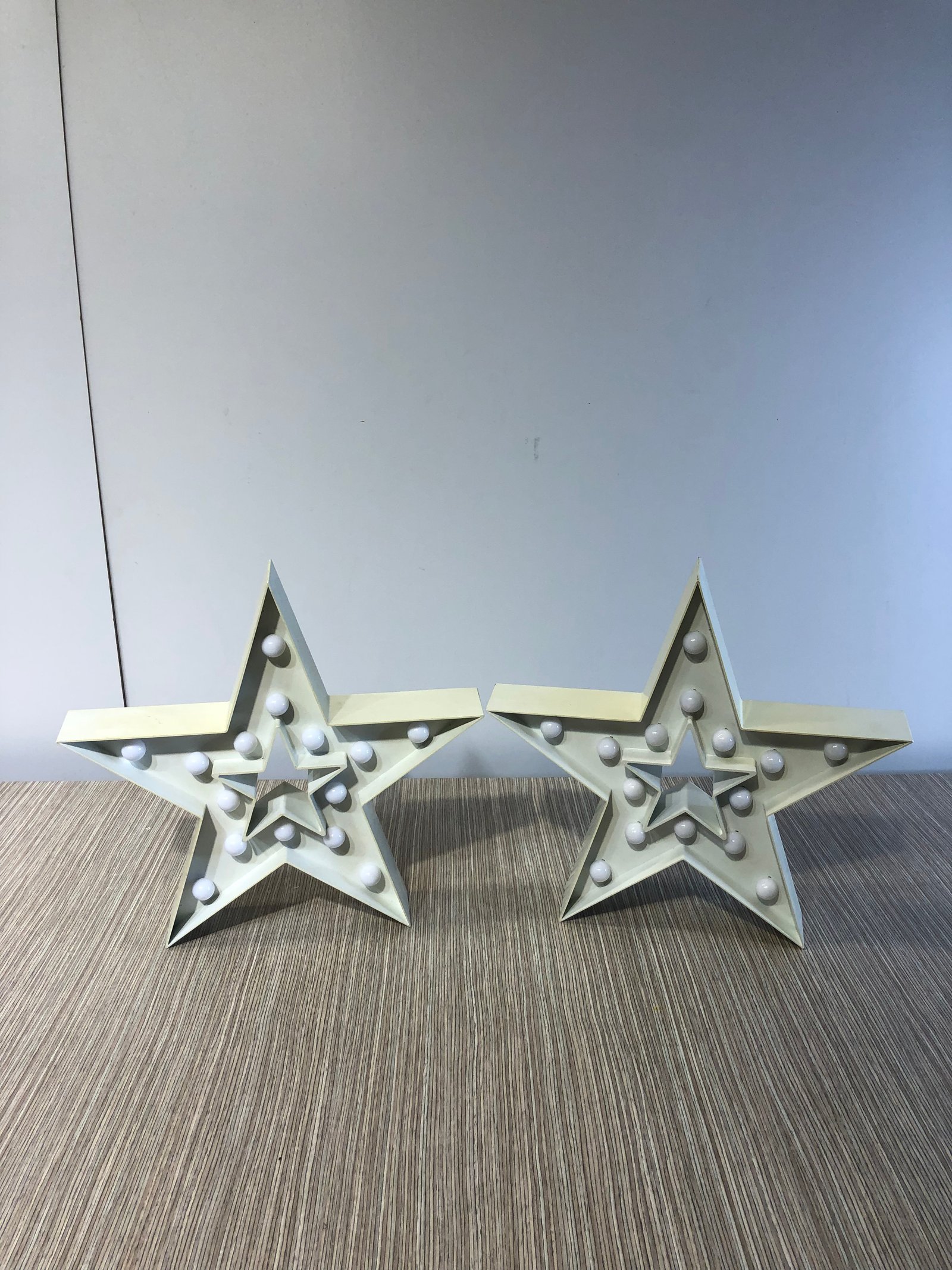 Estrella Pasta Blanca Con Luz Grande