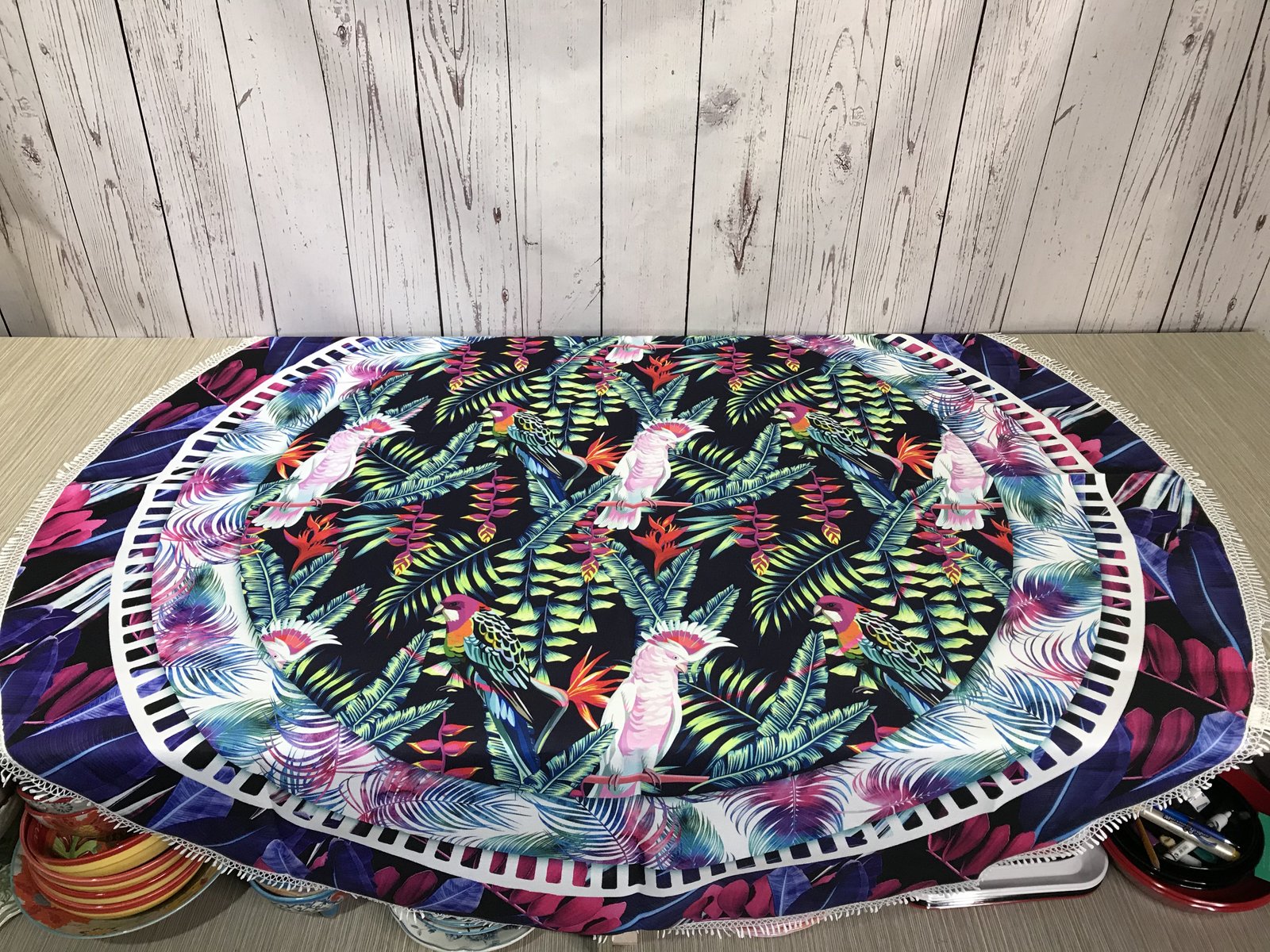 Mantel Redondo Morado Con Pajaros